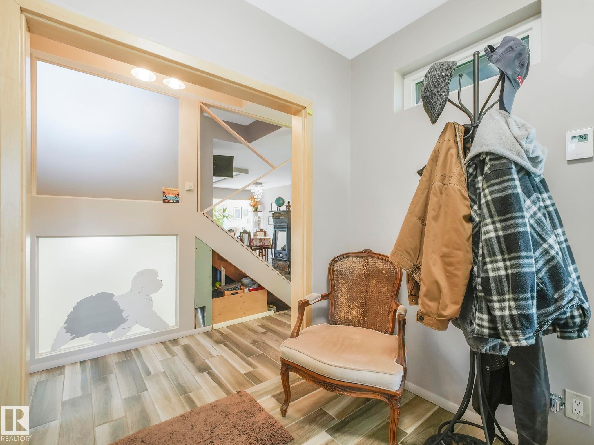 10961 75 Avenue, Edmonton, AB - Indoor Photo Showing Other Room