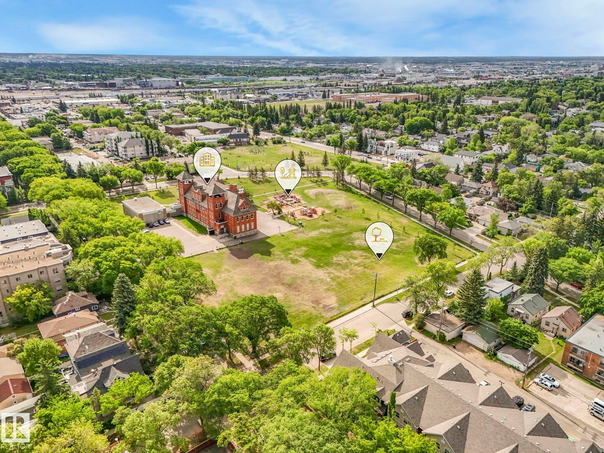 10961 75 Avenue, Edmonton, AB - Outdoor With View