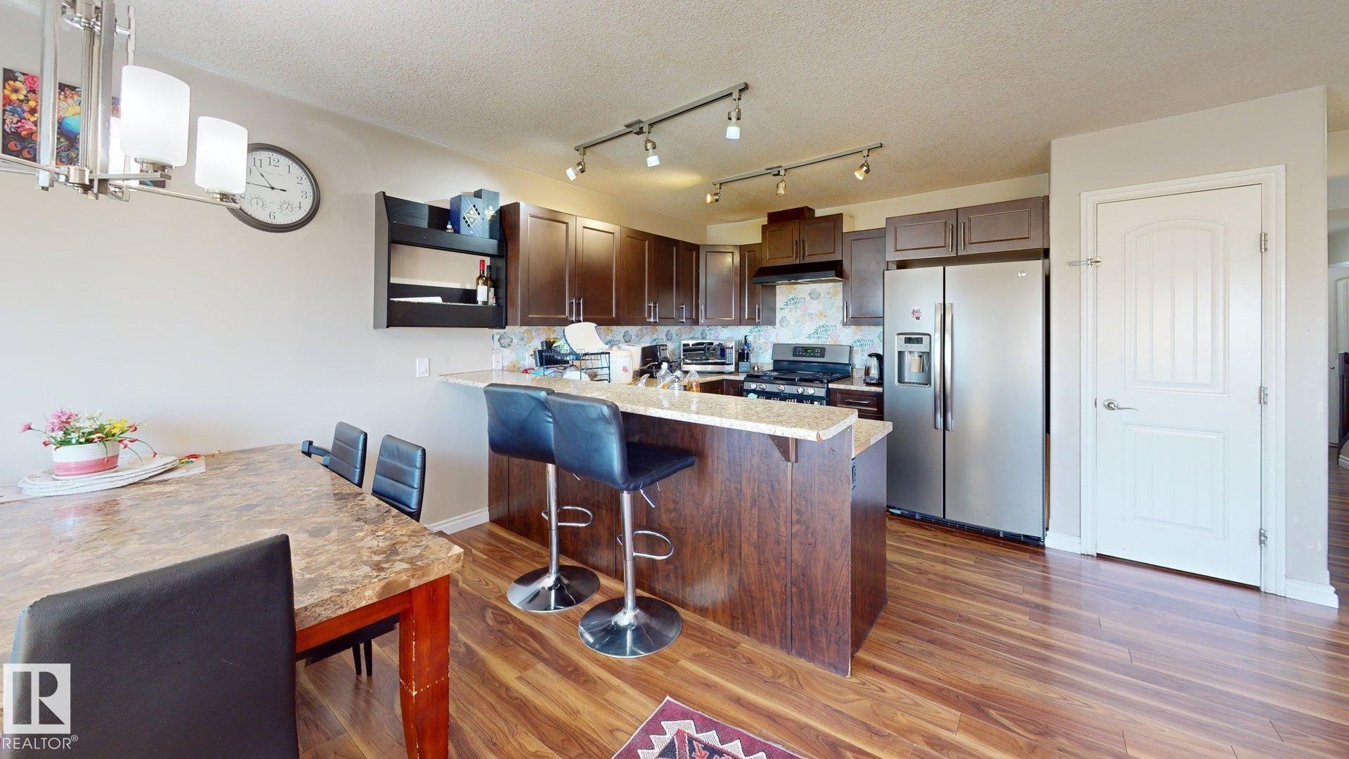 4017 41B Ave, Drayton Valley, AB - Indoor