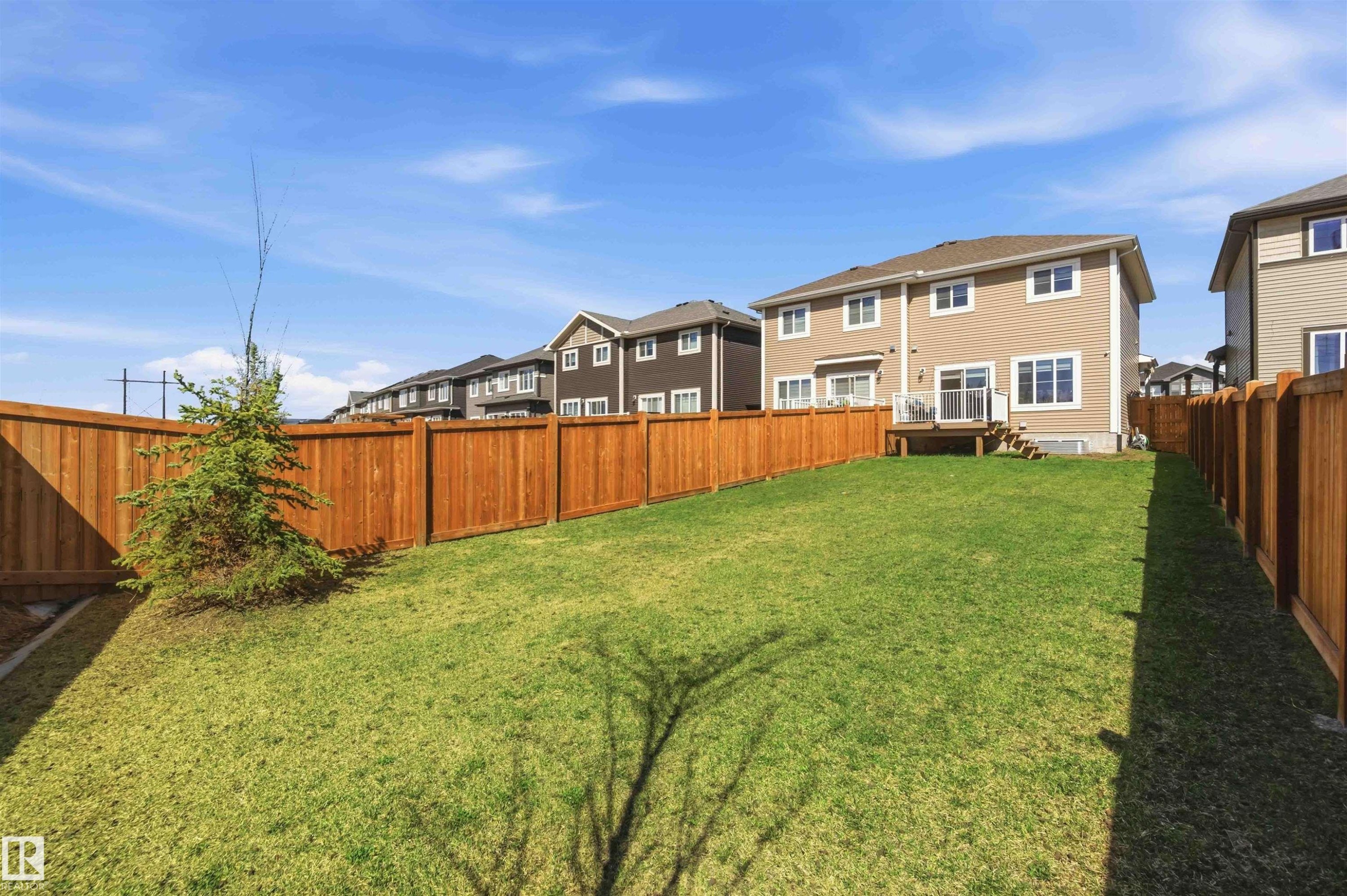 1641 Enright Way, Edmonton, AB - Outdoor