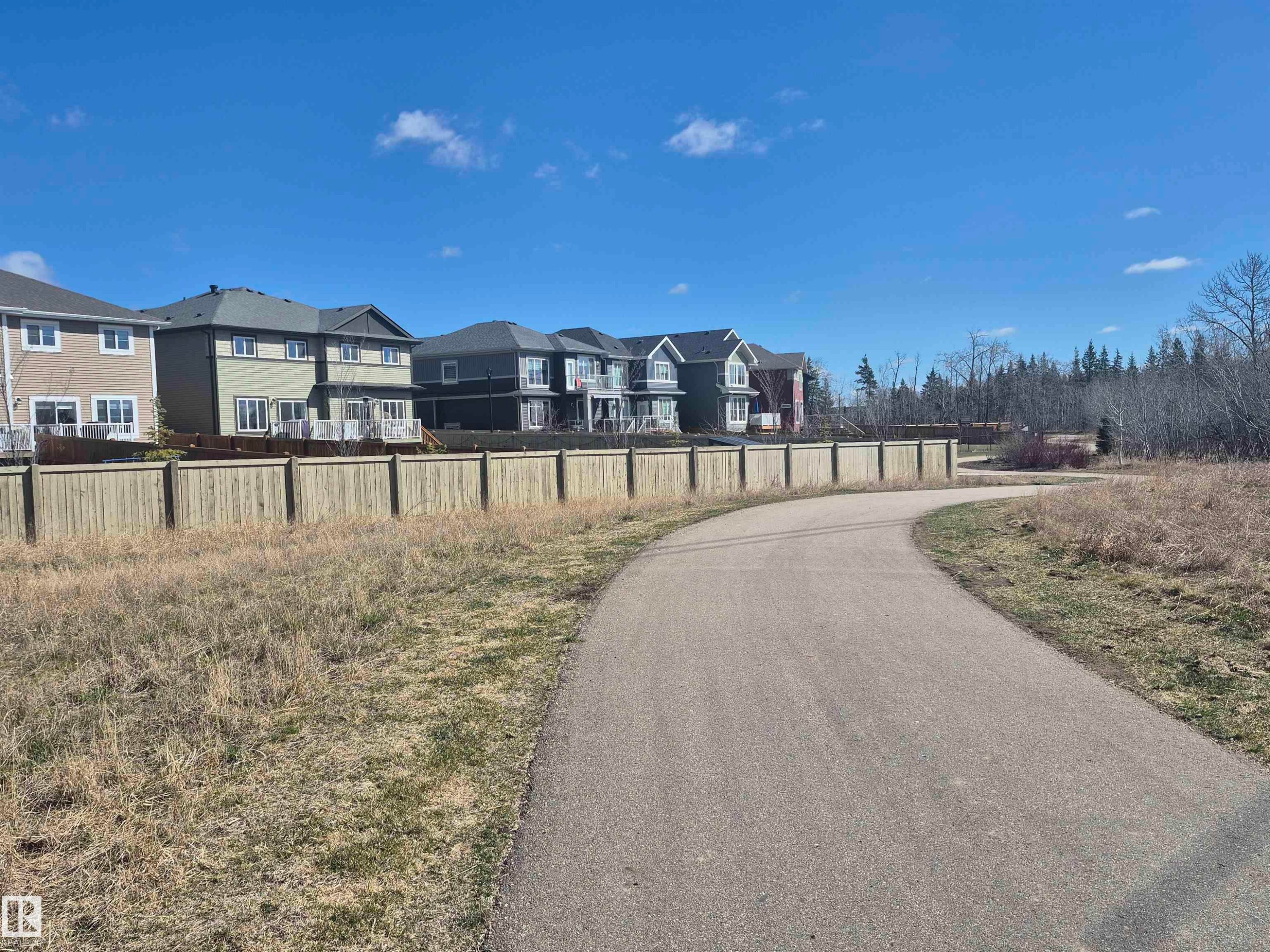 1641 Enright Way, Edmonton, AB - Outdoor