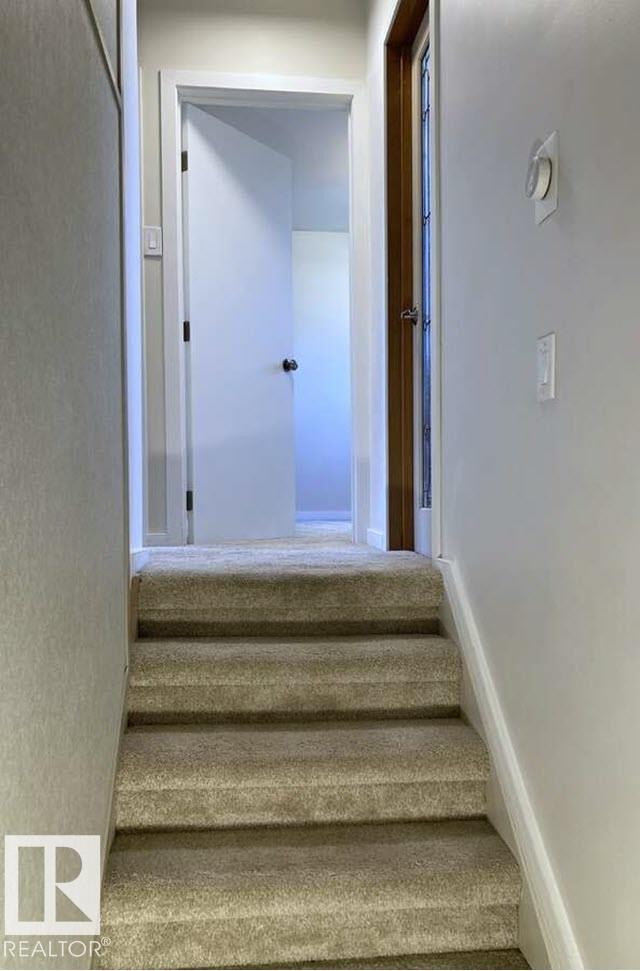 15212 86 Avenue, Edmonton, AB - Indoor Photo Showing Other Room
