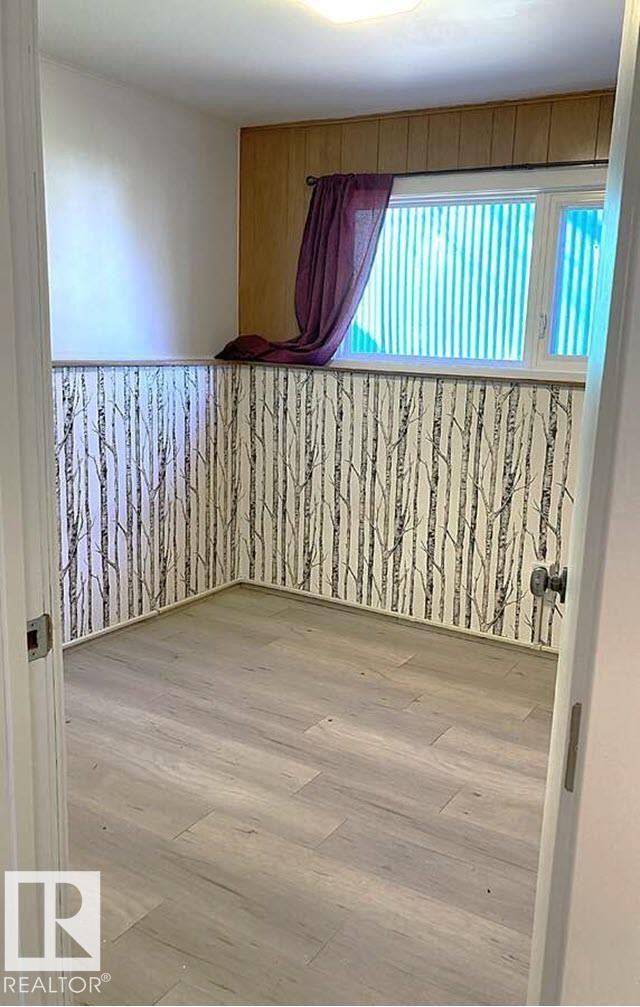 15212 86 Avenue, Edmonton, AB - Indoor Photo Showing Other Room