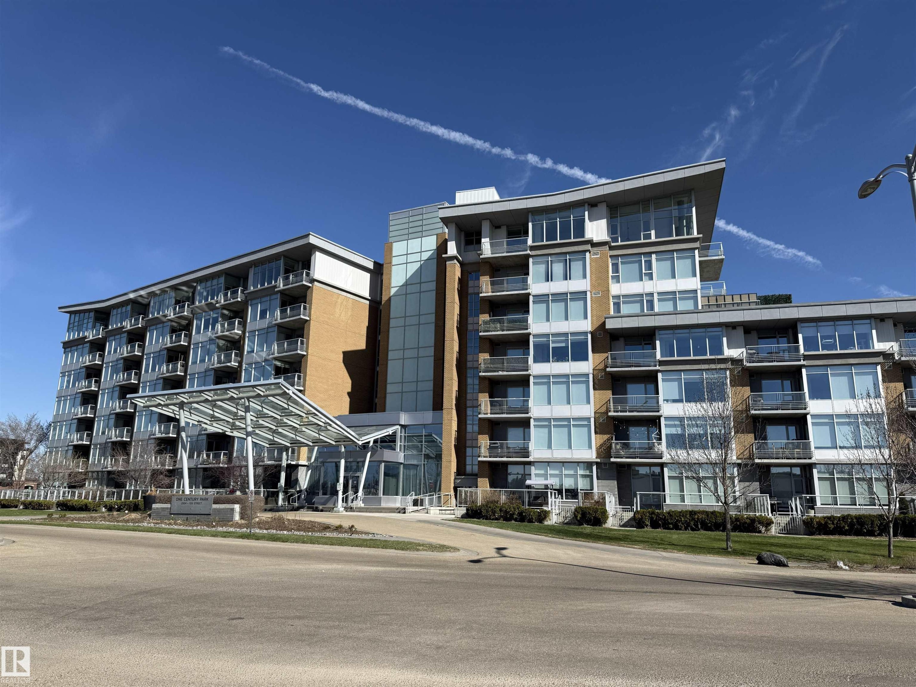 #114 2504 109 St Nw, Edmonton, AB - Outdoor With Facade