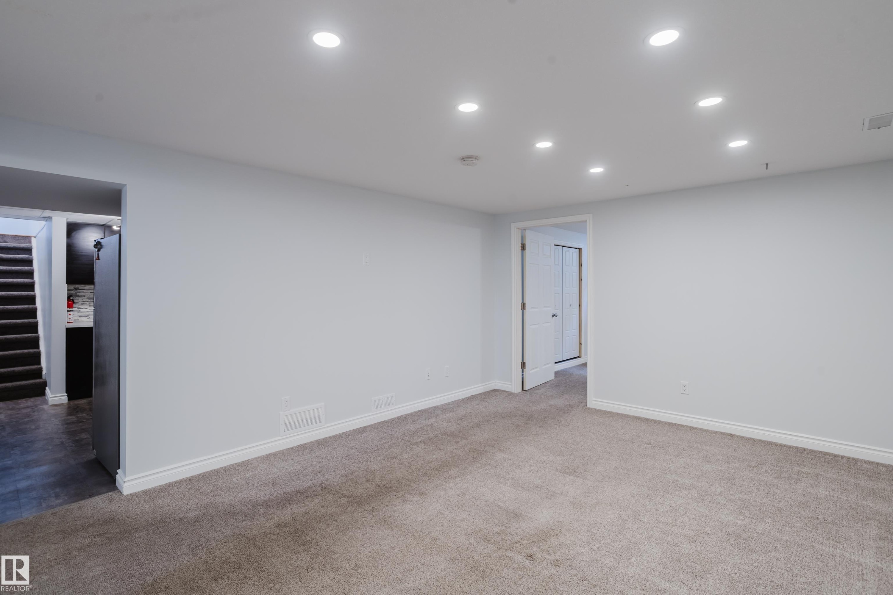7108 83 Street, Edmonton, AB - Indoor Photo Showing Other Room