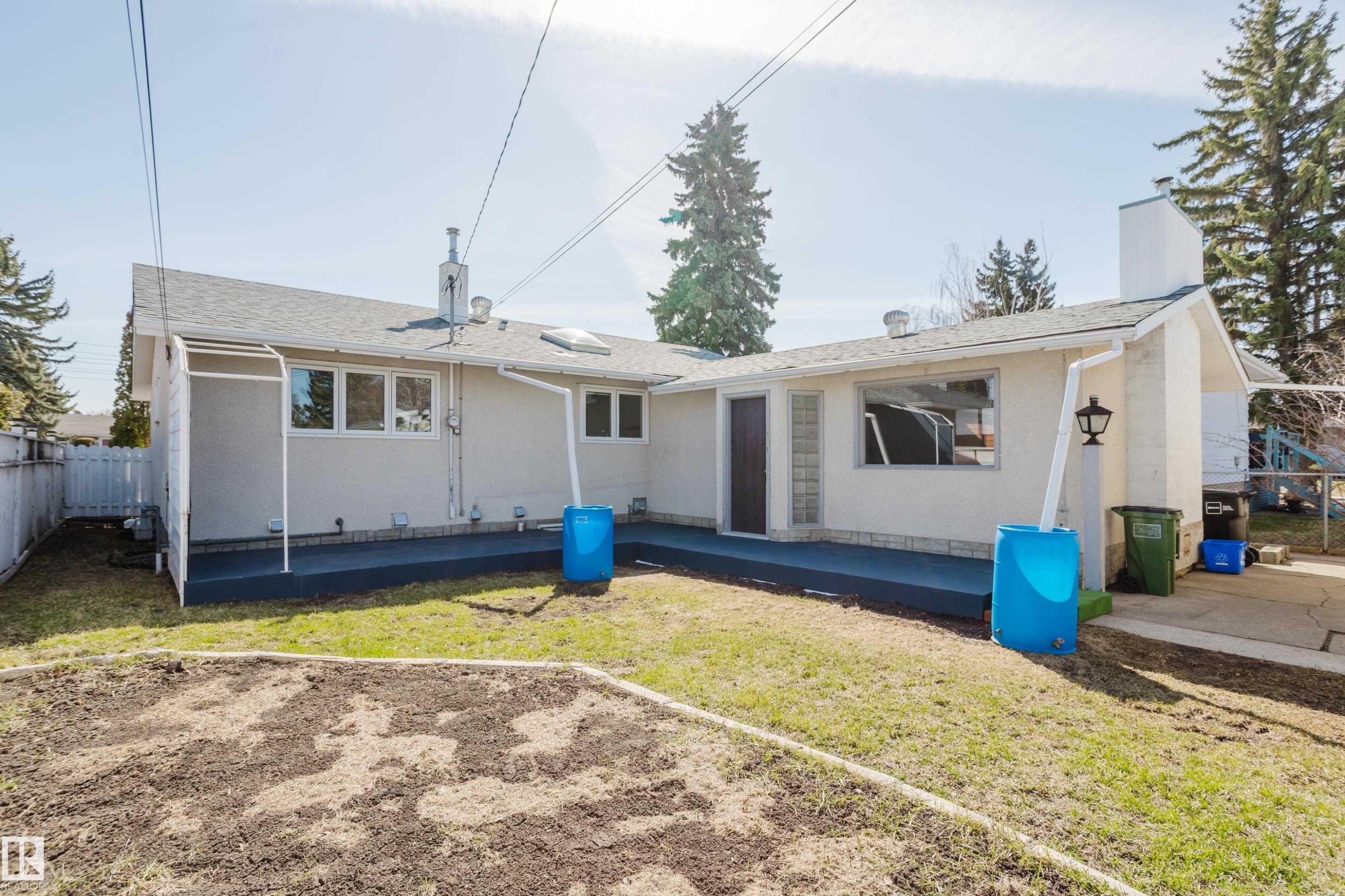 7108 83 Street, Edmonton, AB - Outdoor With Exterior