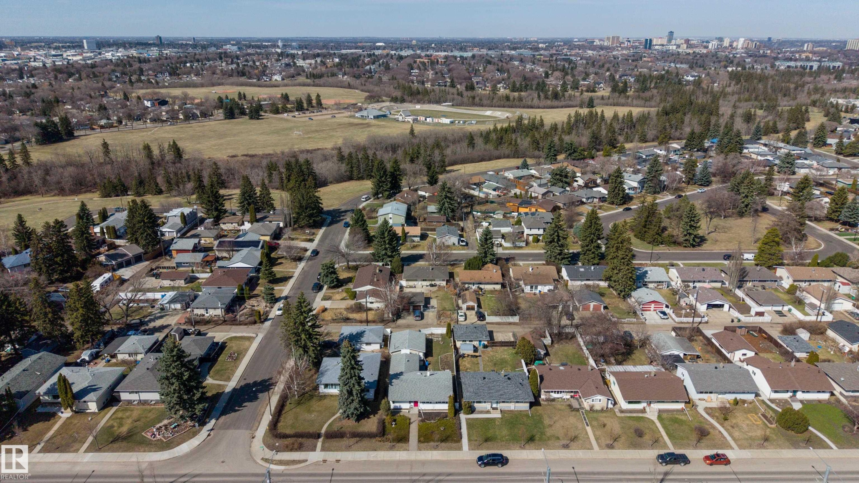 7108 83 Street, Edmonton, AB - Outdoor With View