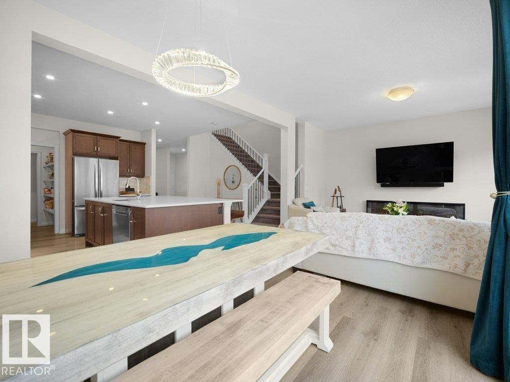 3114 Chokecherry Bend, Edmonton, AB