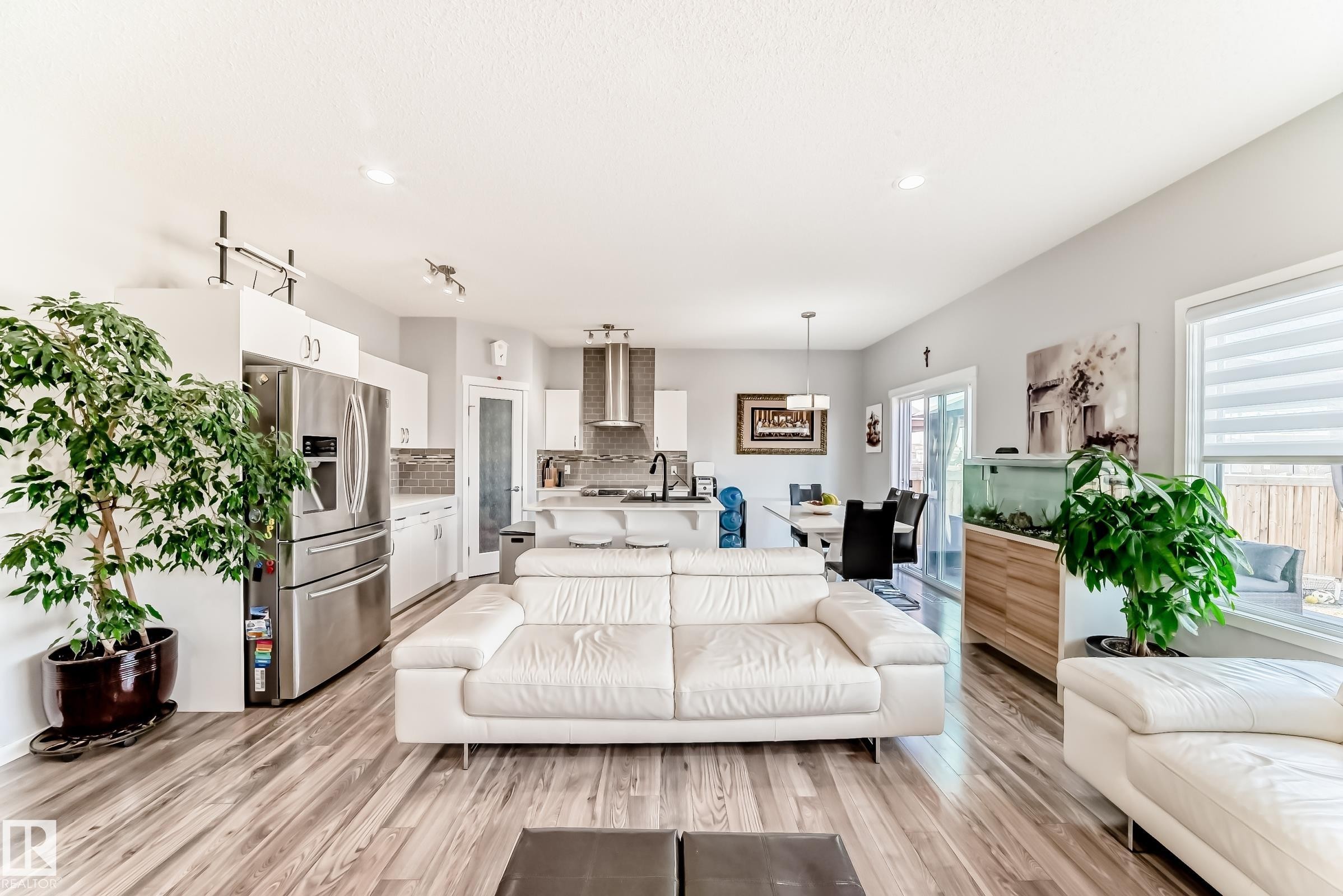 16320 12 Avenue, Edmonton, AB - Indoor Photo Showing Living Room With Fireplace