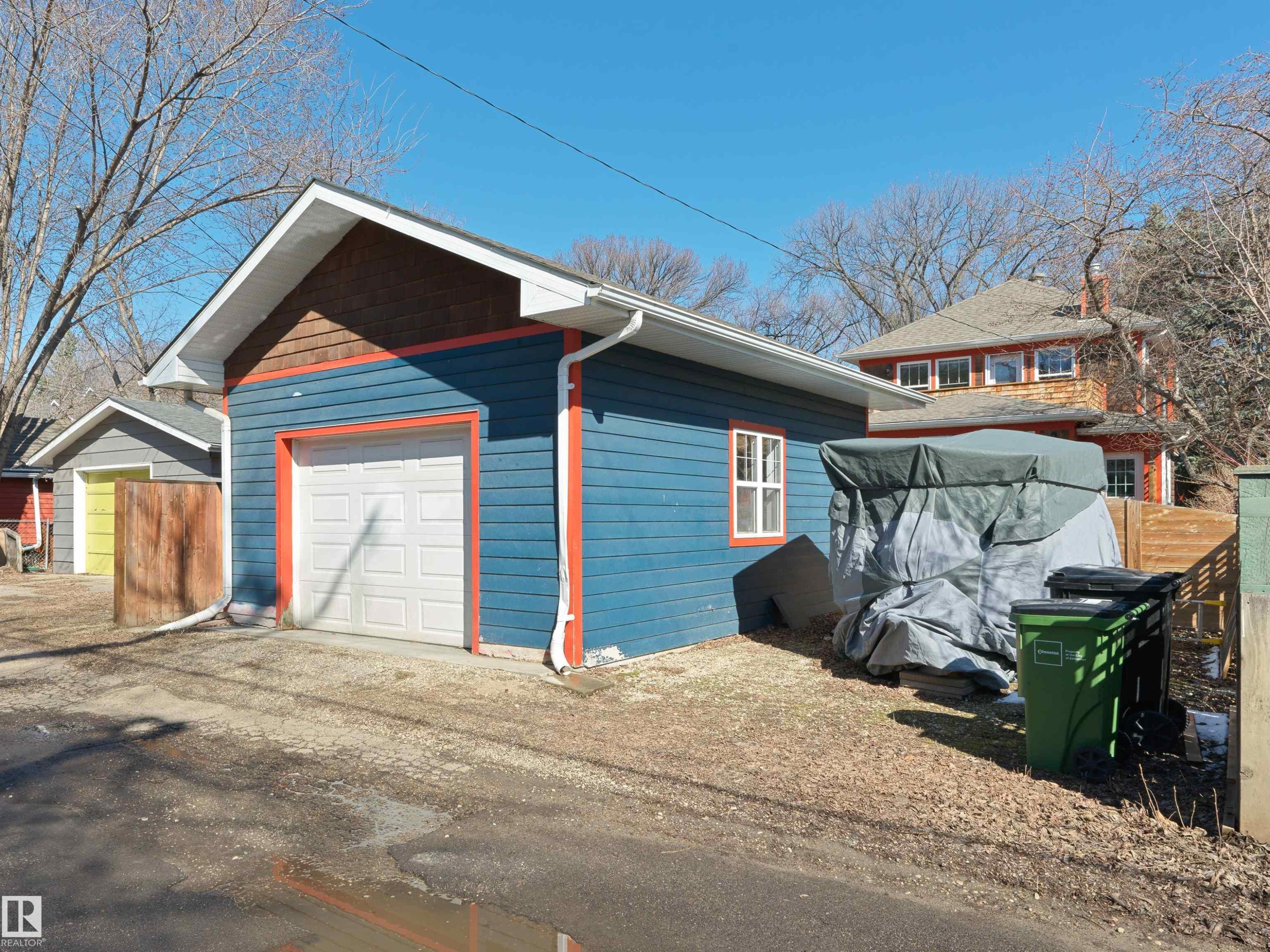 9815 90 Avenue, Edmonton, AB - Outdoor