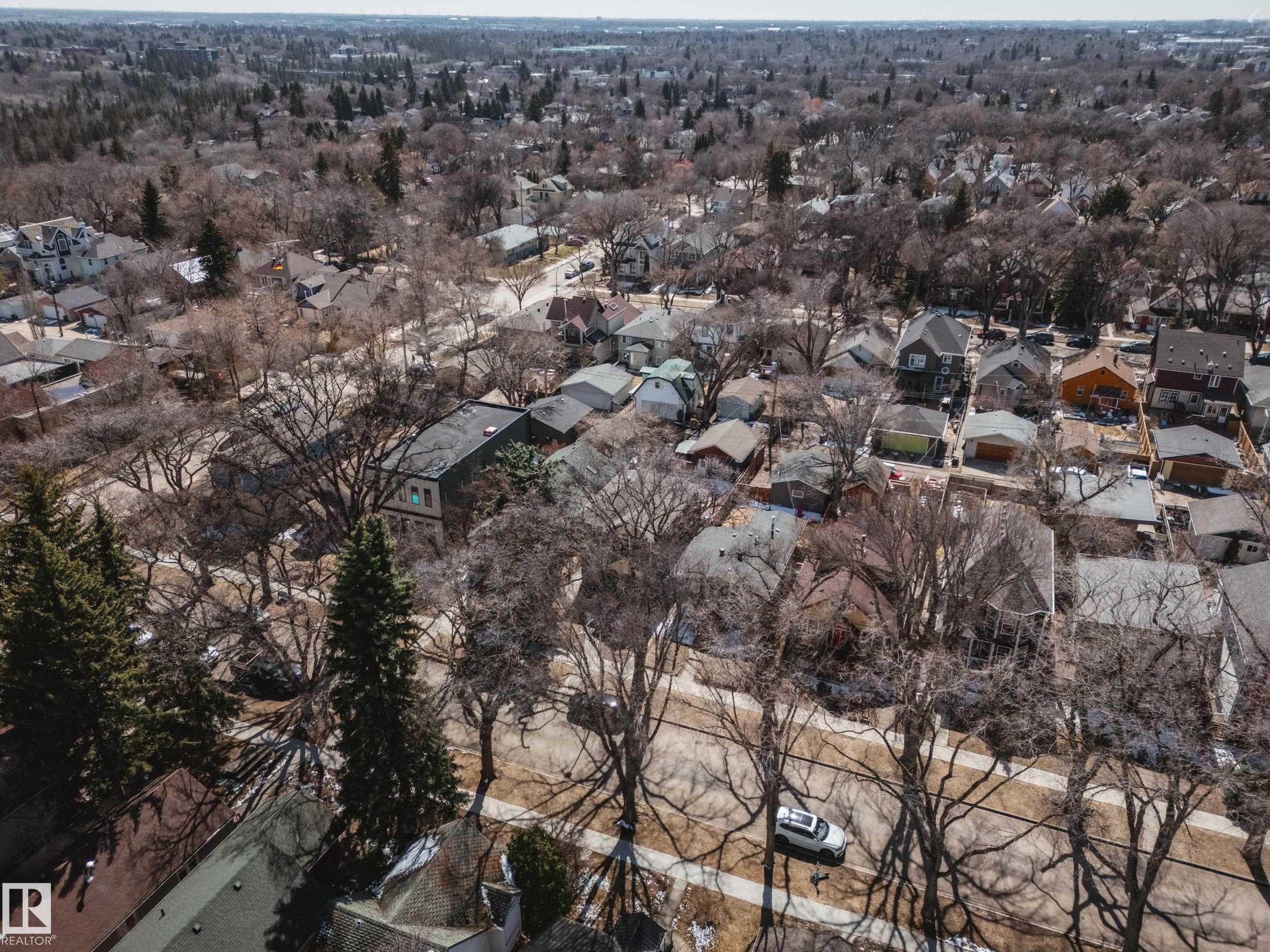 9815 90 Avenue, Edmonton, AB - Outdoor With View