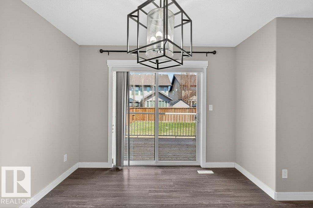 1363 Adamson Drive, Edmonton, AB - Indoor Photo Showing Other Room