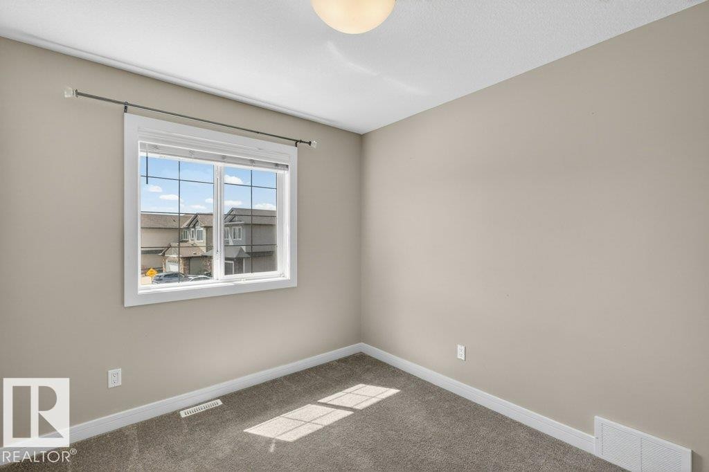 1363 Adamson Drive, Edmonton, AB - Indoor Photo Showing Other Room