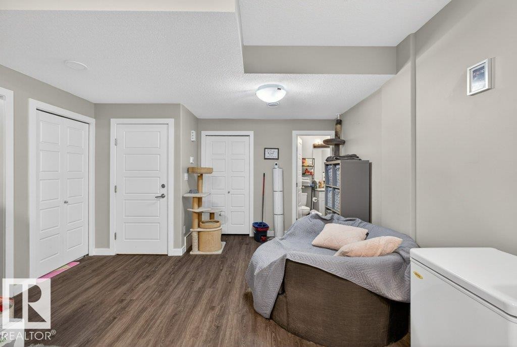 1363 Adamson Drive, Edmonton, AB - Indoor