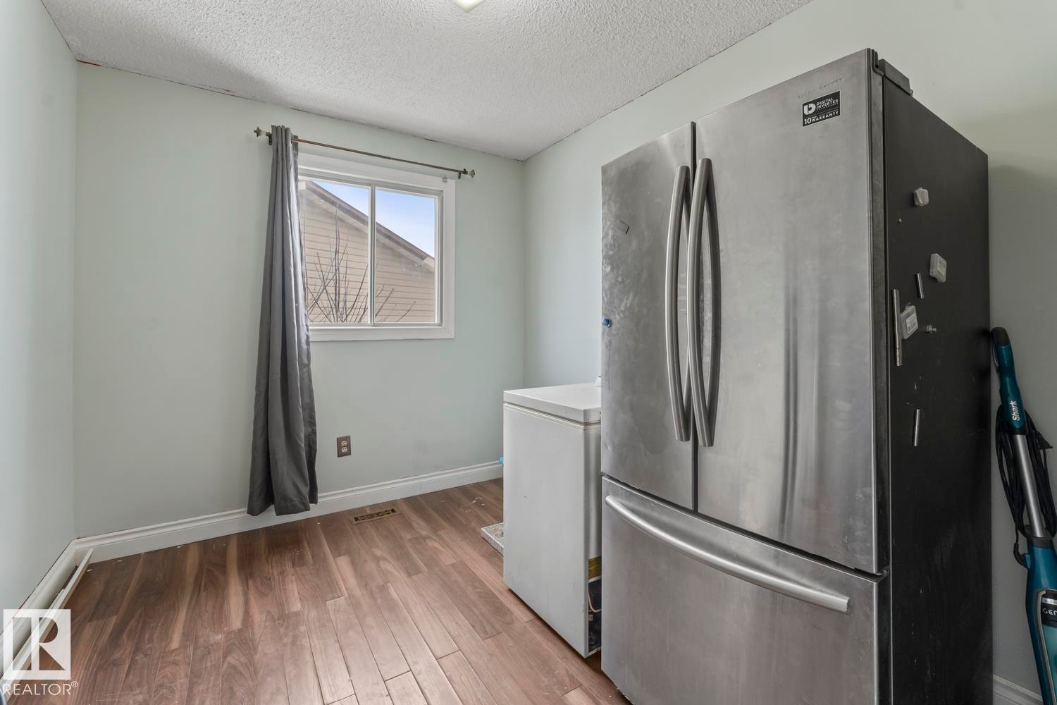 1815 Forest Drive, Cold Lake, AB - Indoor