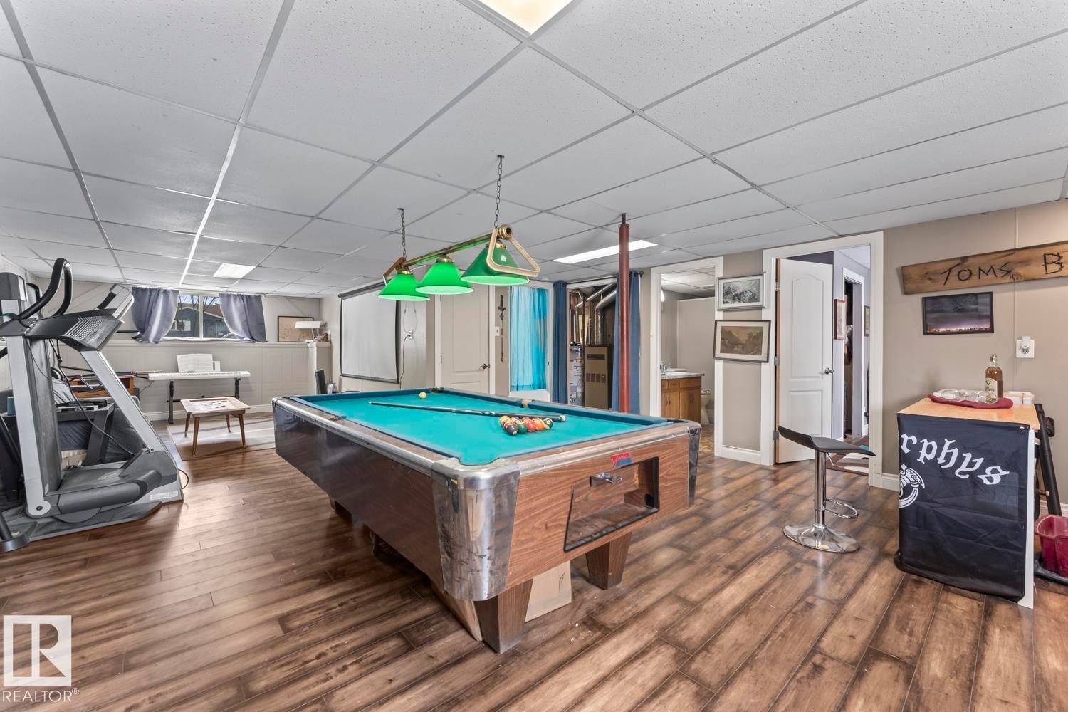 1815 Forest Drive, Cold Lake, AB - Indoor Photo Showing Other Room