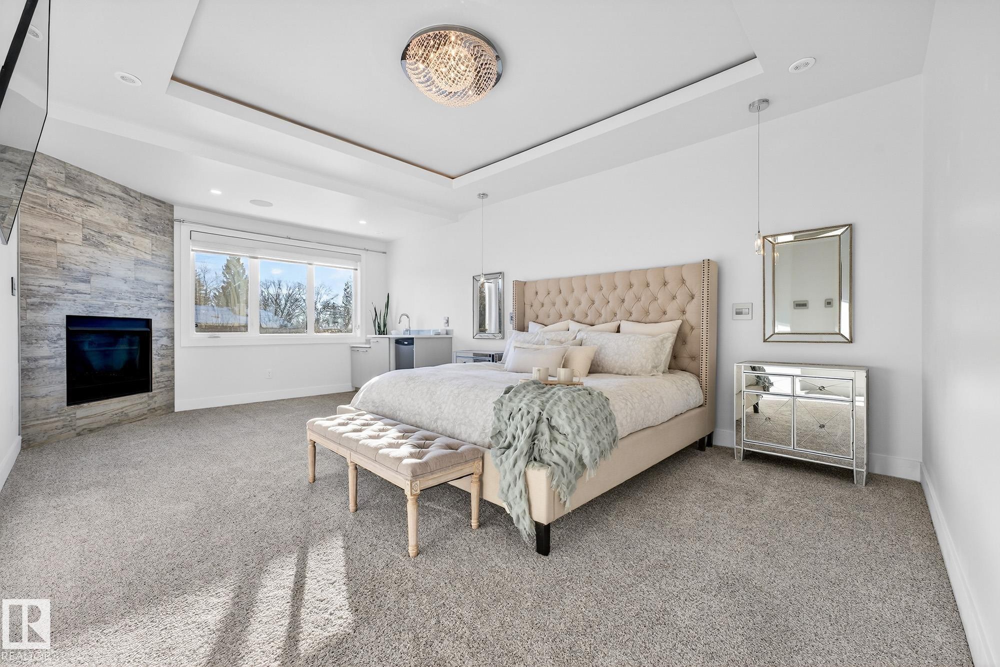 14643 92A Avenue, Edmonton, AB - Indoor Photo Showing Bedroom