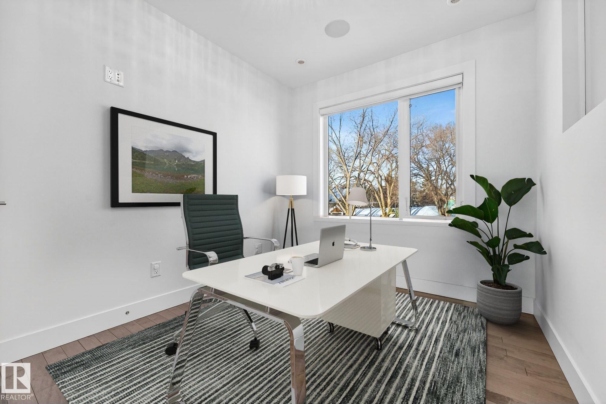 14643 92A Avenue, Edmonton, AB - Indoor Photo Showing Office