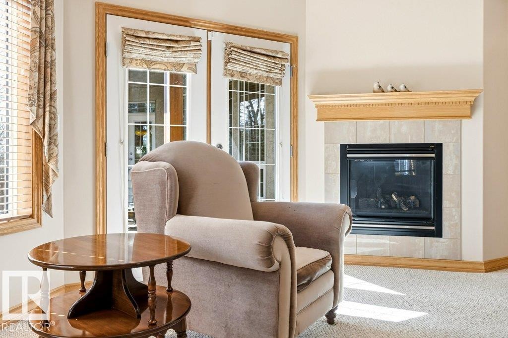 244 Wolf Willow Road, Edmonton, AB - Indoor Photo Showing Living Room With Fireplace