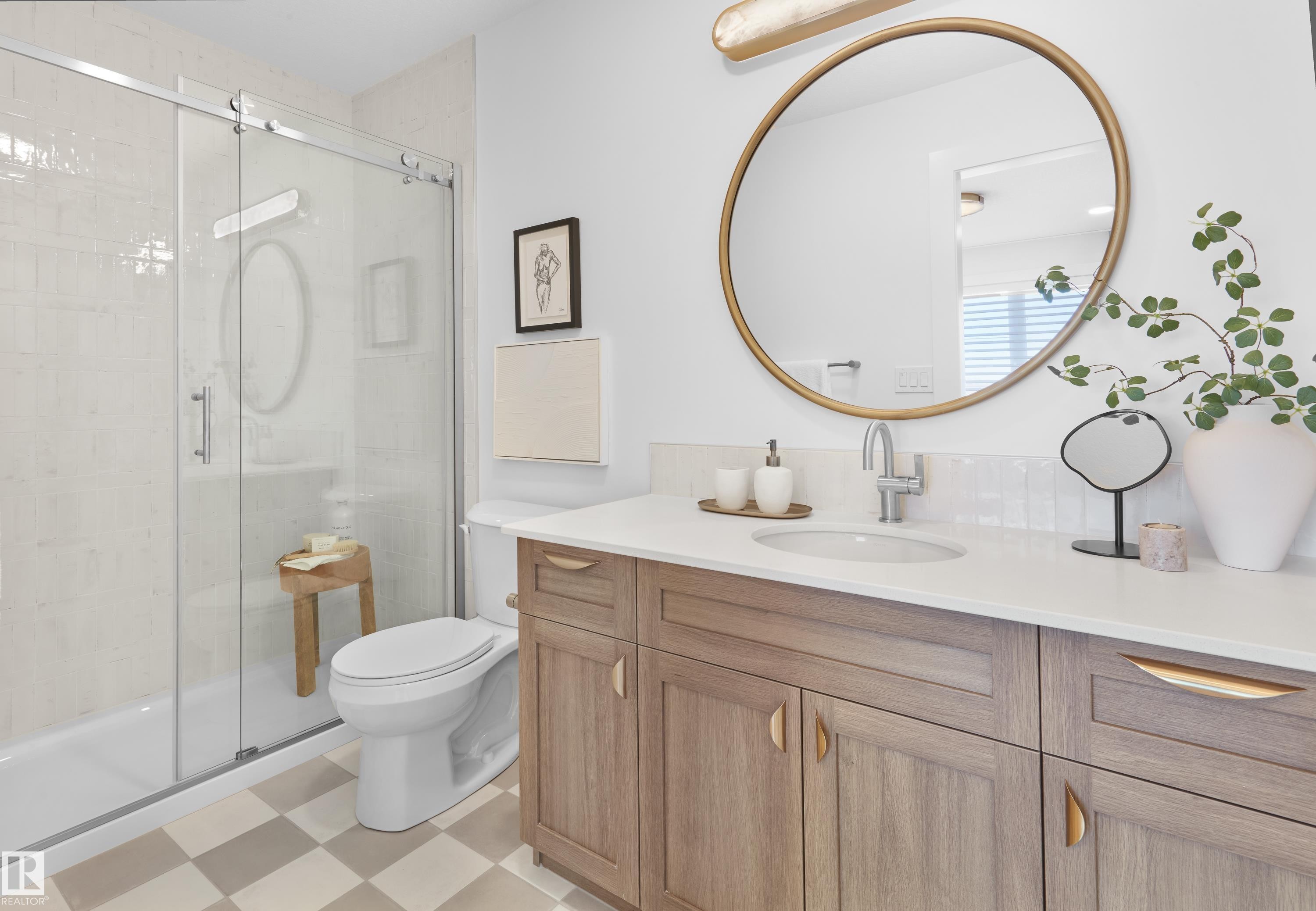 4149 Kinglet Drive, Edmonton, AB - Indoor Photo Showing Bathroom