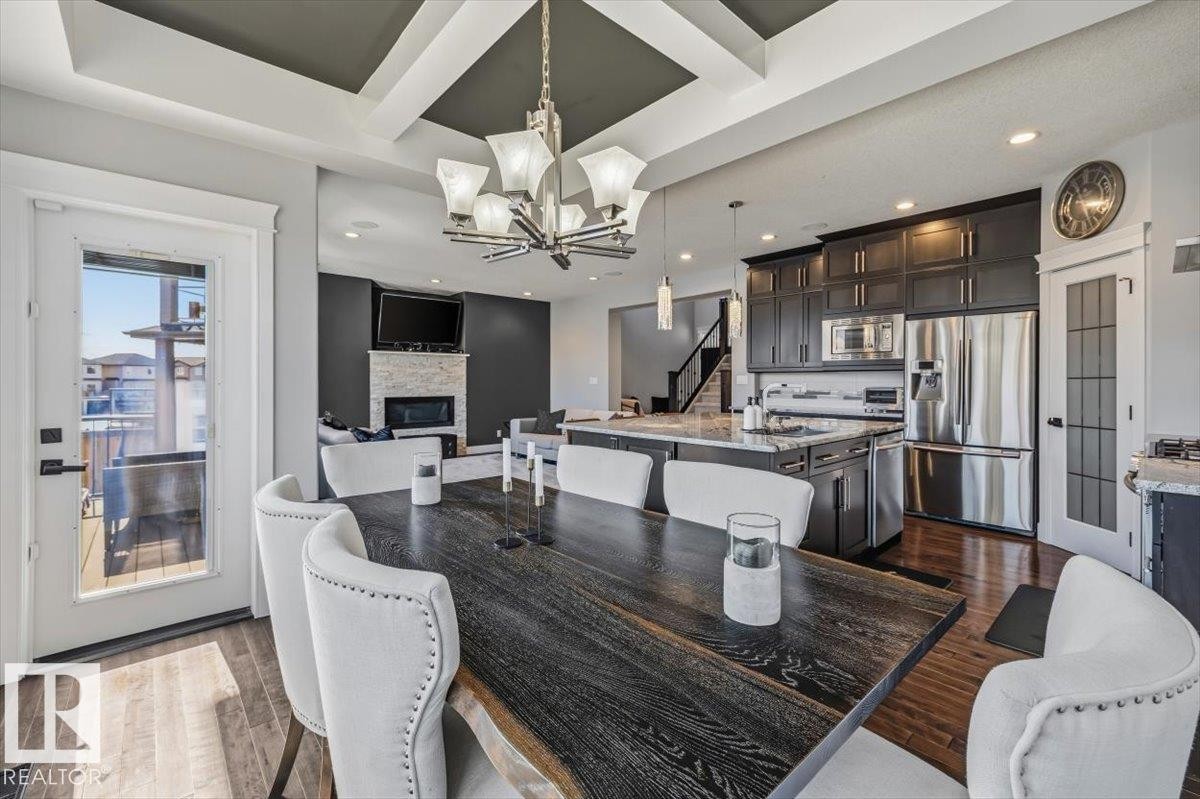 819 Albany Cove, Edmonton, AB - Indoor