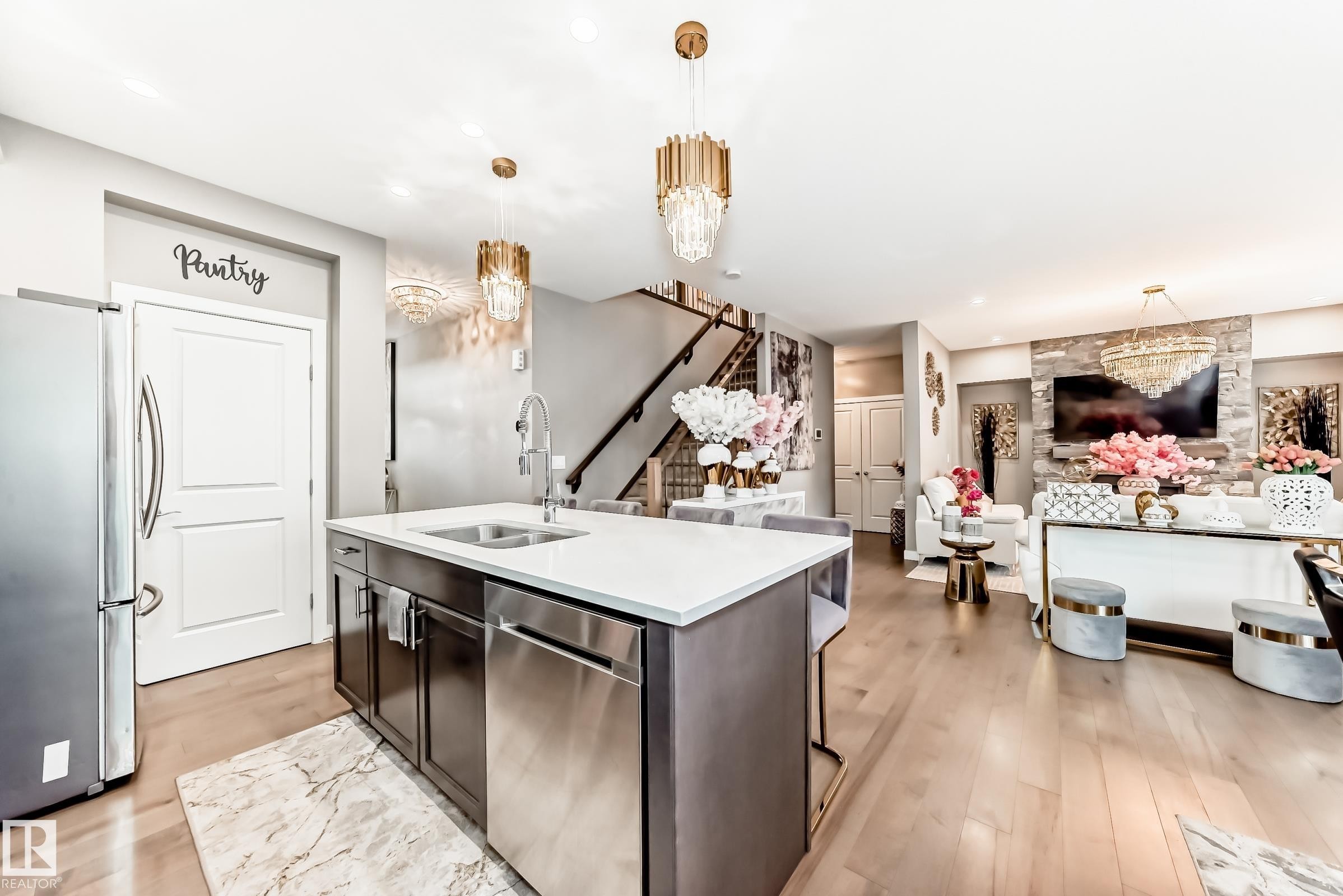 2012 200 Street, Edmonton, AB - Indoor Photo Showing Kitchen With Double Sink