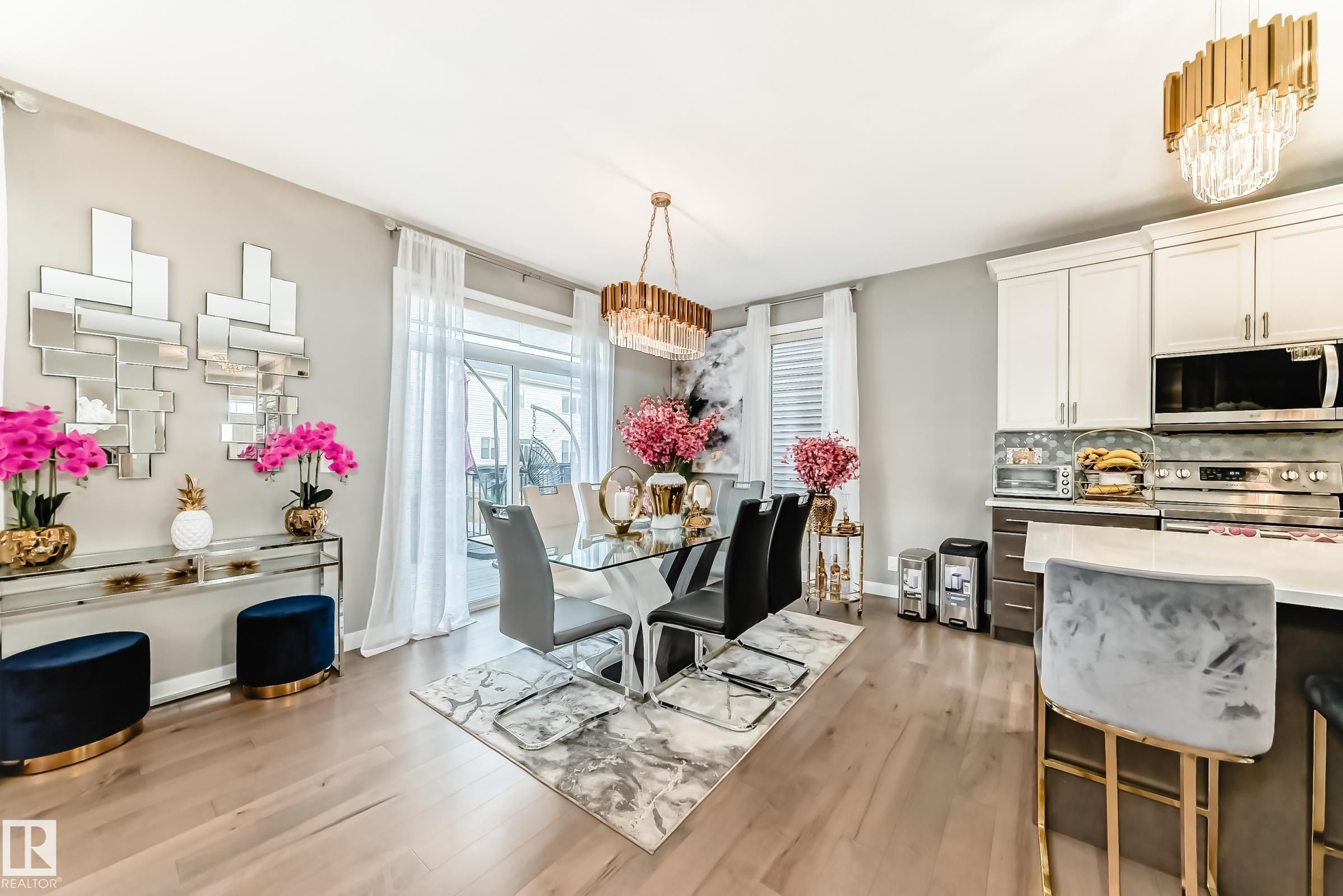 2012 200 Street, Edmonton, AB - Indoor