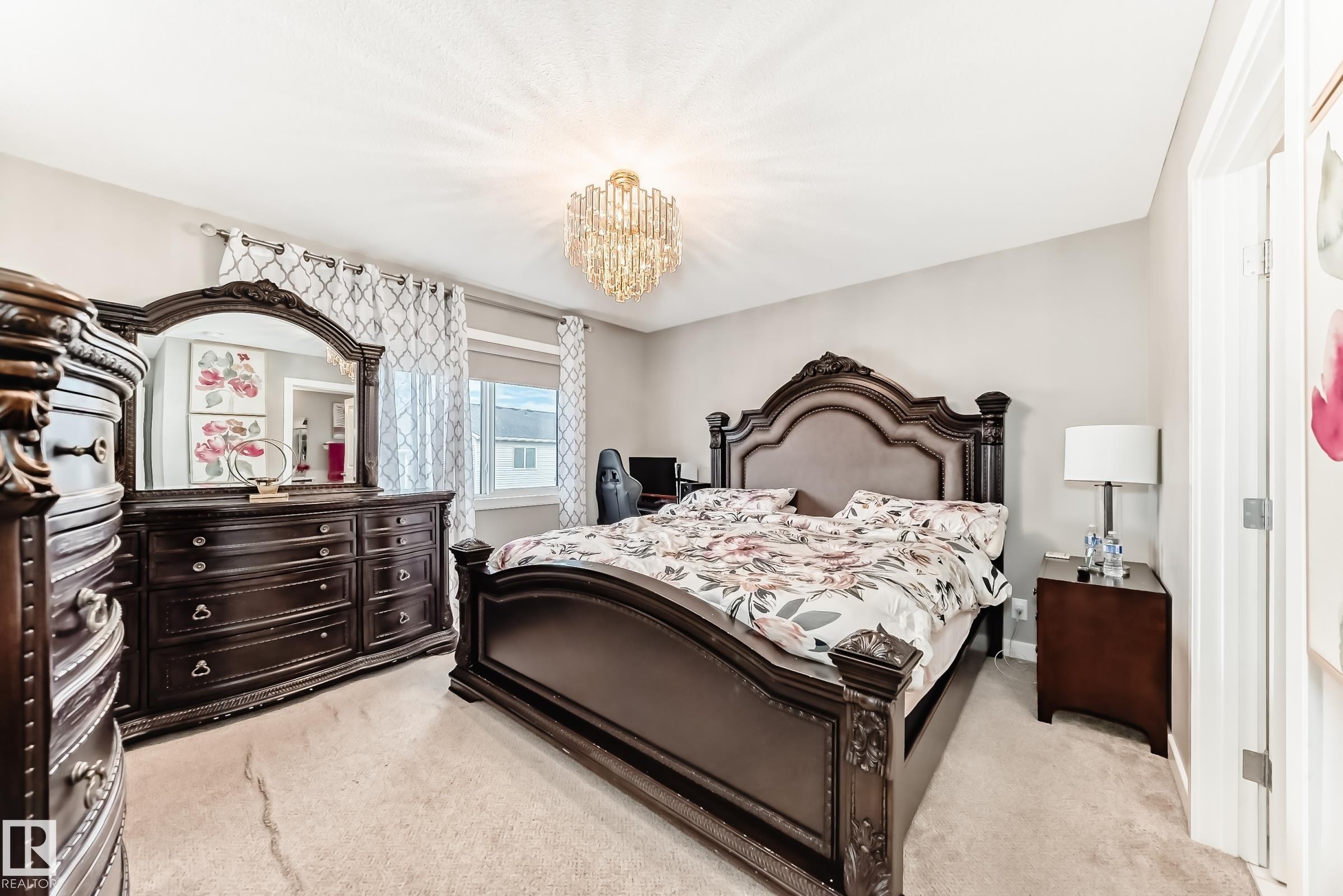 2012 200 Street, Edmonton, AB - Indoor Photo Showing Bedroom
