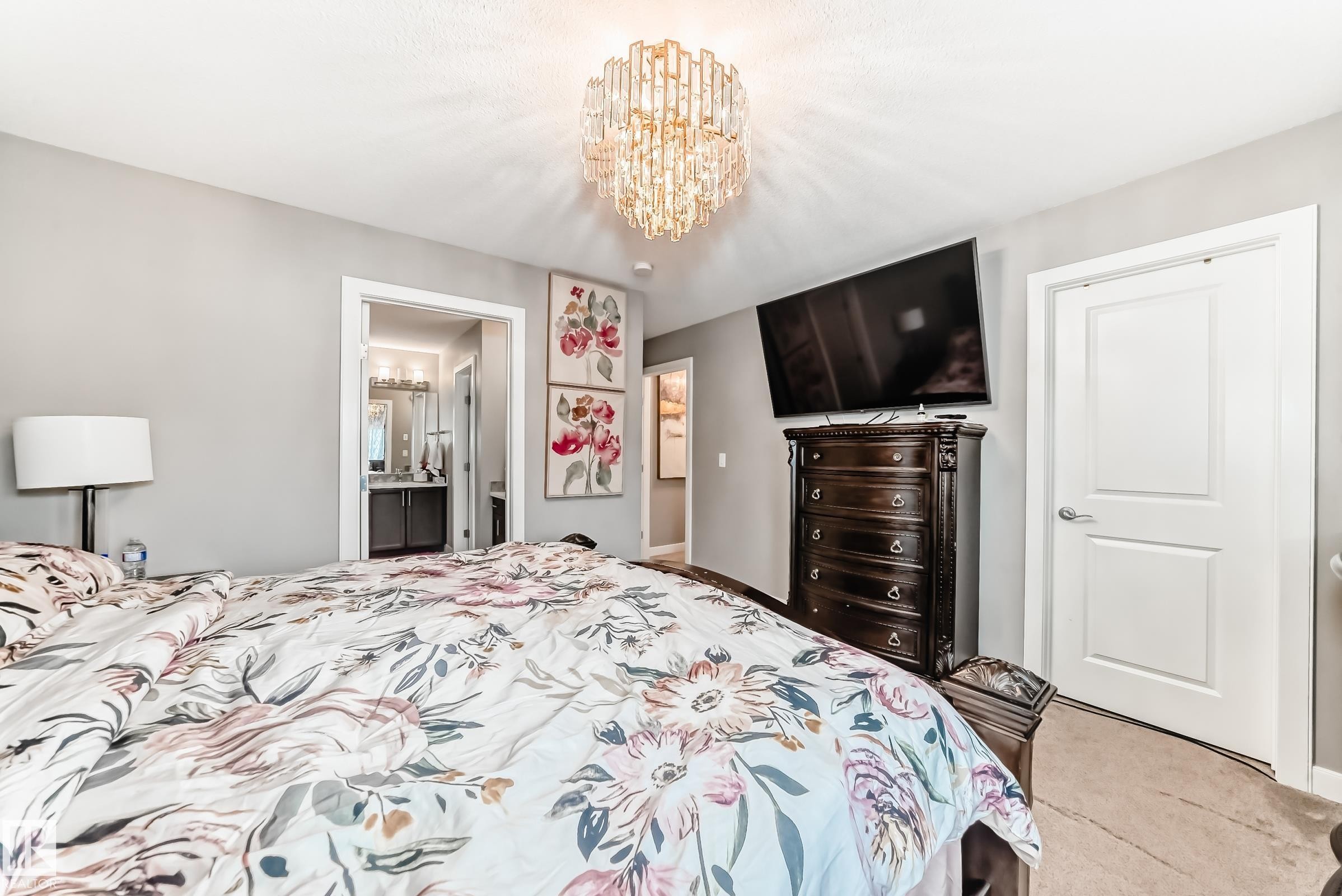 2012 200 Street, Edmonton, AB - Indoor Photo Showing Bedroom