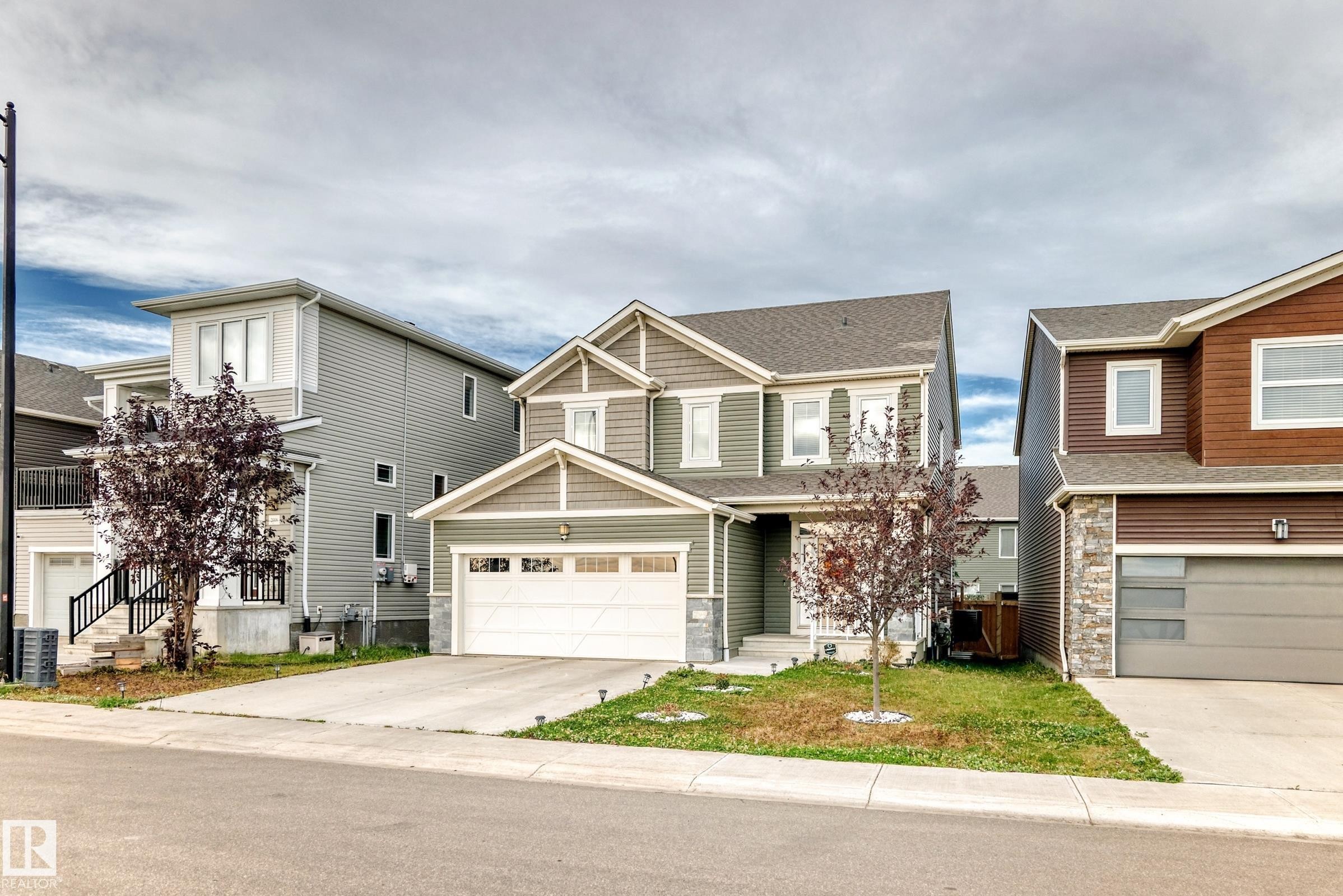 2012 200 Street, Edmonton, AB - Outdoor With Facade