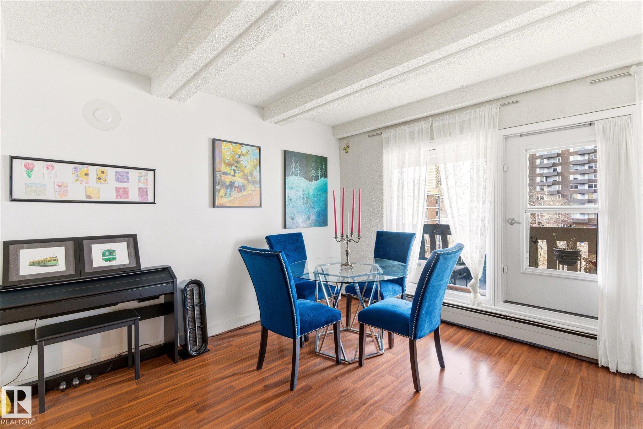 811 9918 101 Street, Edmonton, AB - Indoor Photo Showing Dining Room