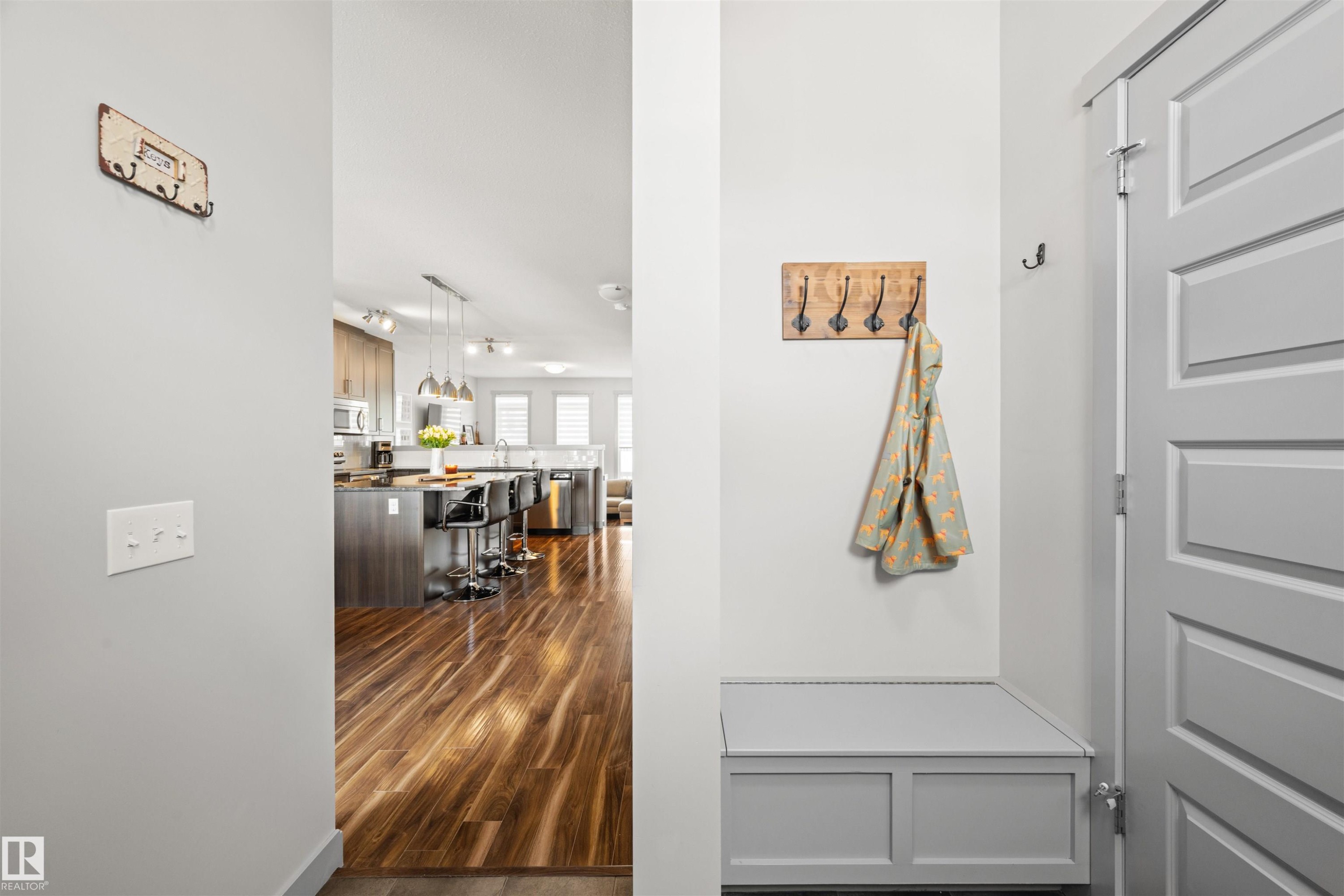 16460 15 Avenue, Edmonton, AB - Indoor Photo Showing Other Room