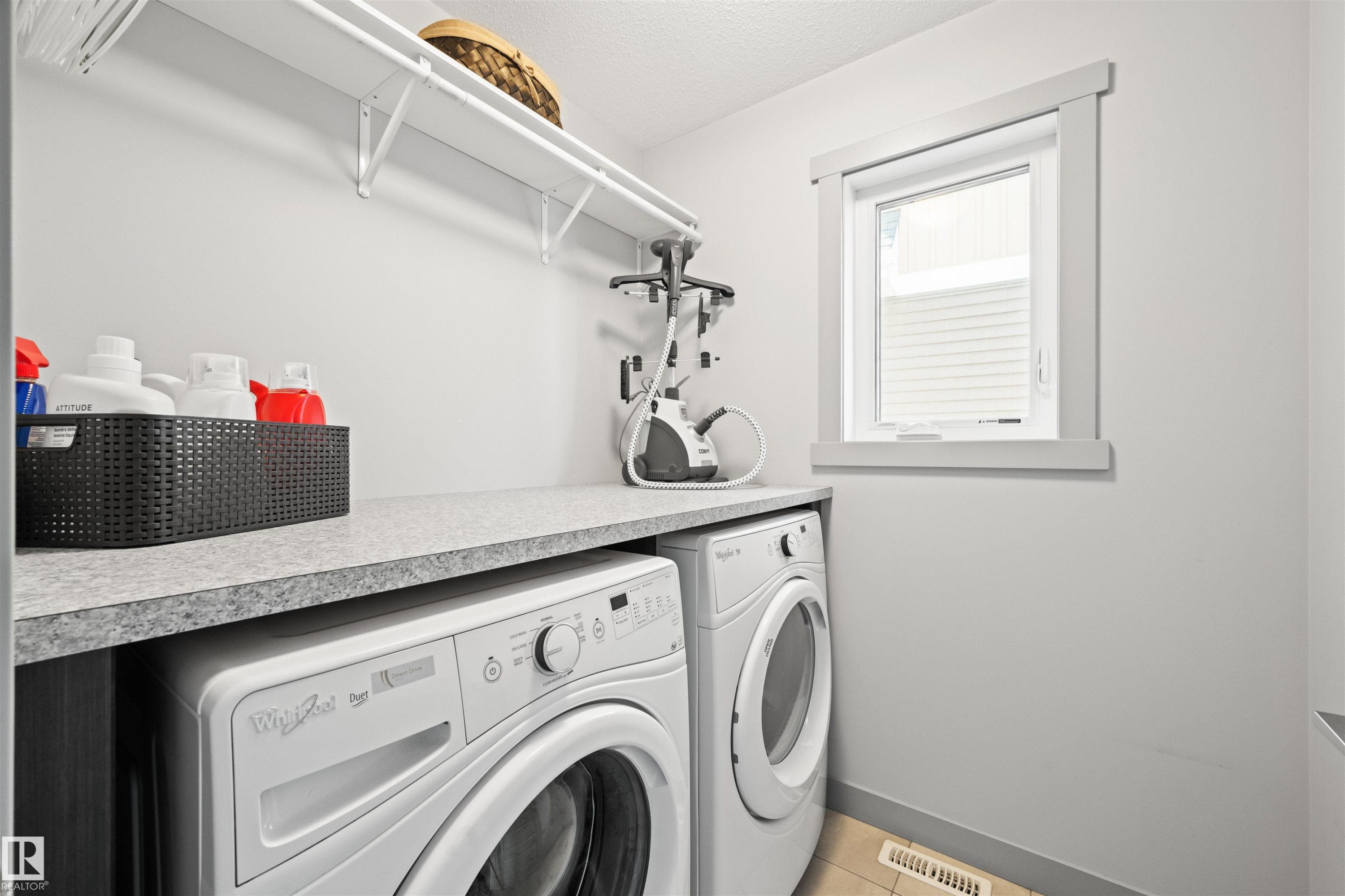 16460 15 Avenue, Edmonton, AB - Indoor Photo Showing Laundry Room