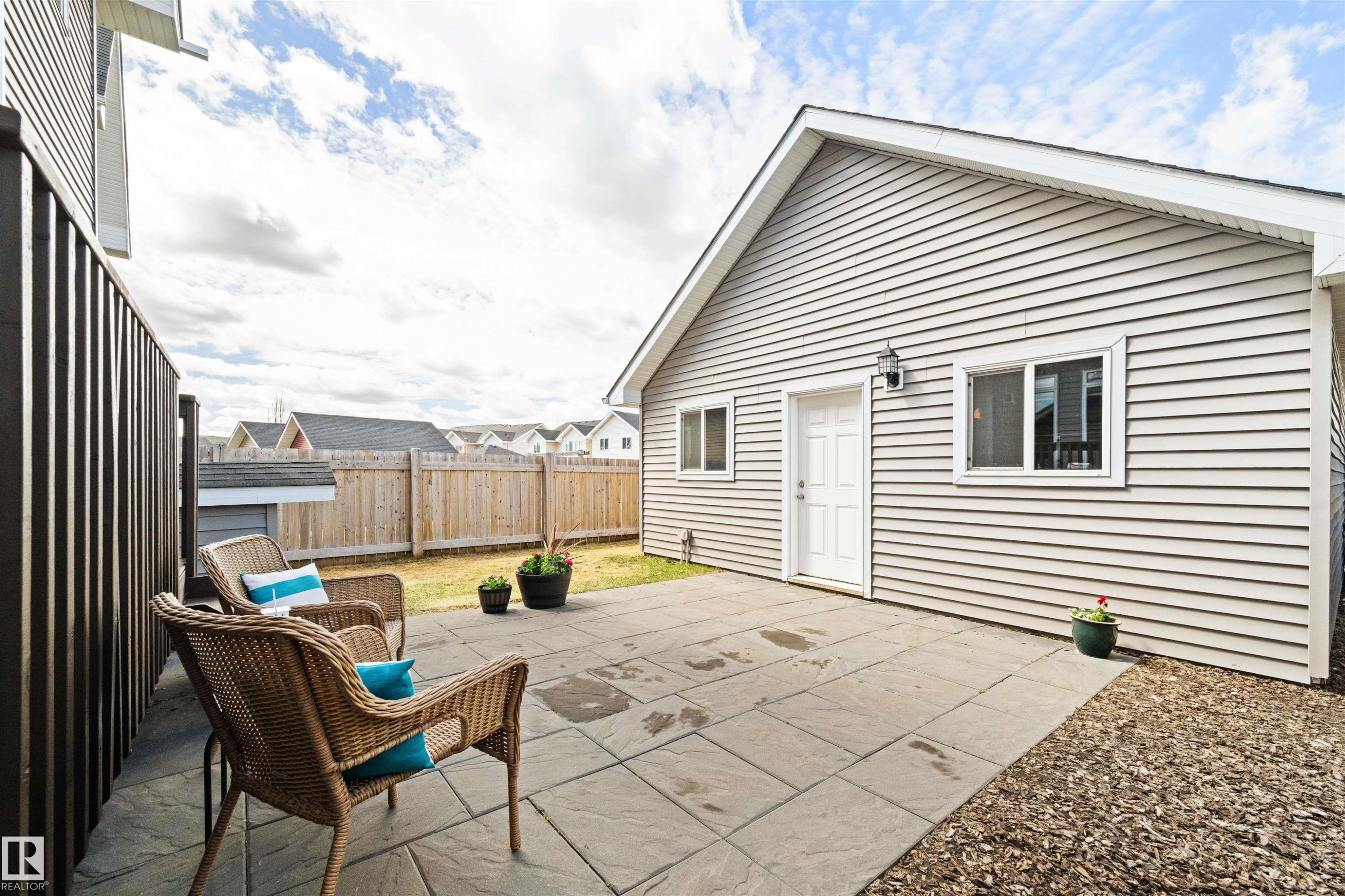 16460 15 Avenue, Edmonton, AB - Outdoor With Exterior