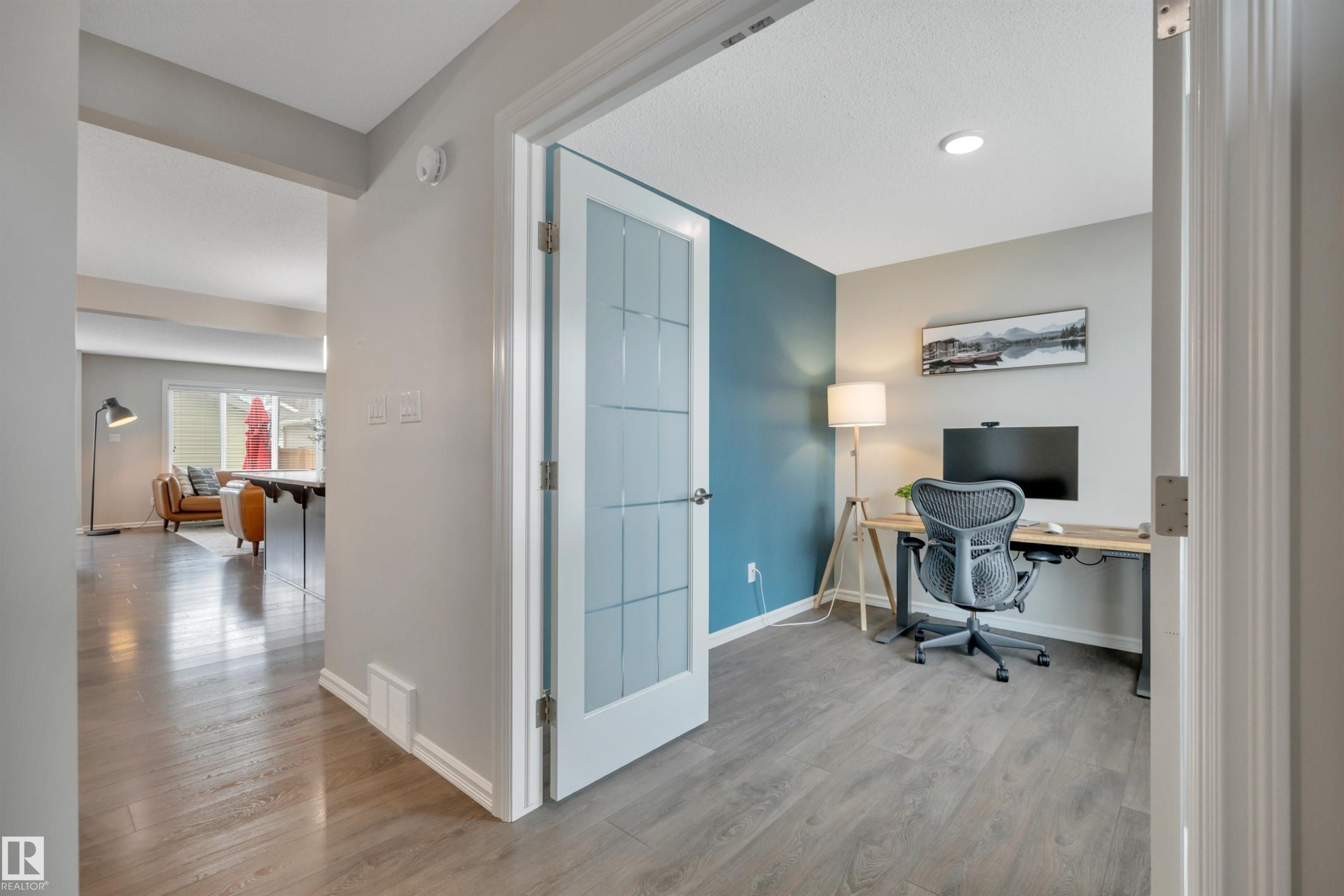 22220 88 Avenue, Edmonton, AB - Indoor Photo Showing Office