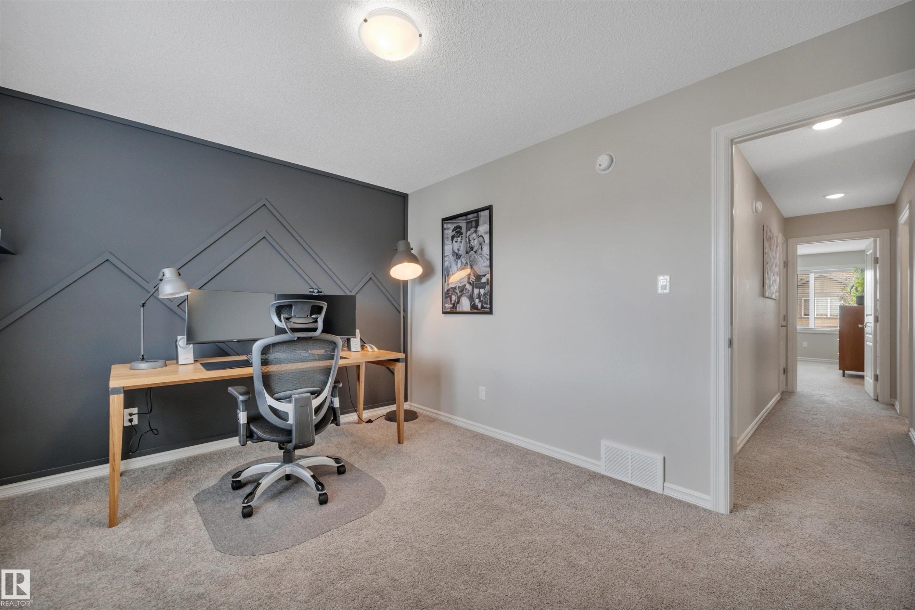 22220 88 Avenue, Edmonton, AB - Indoor Photo Showing Office