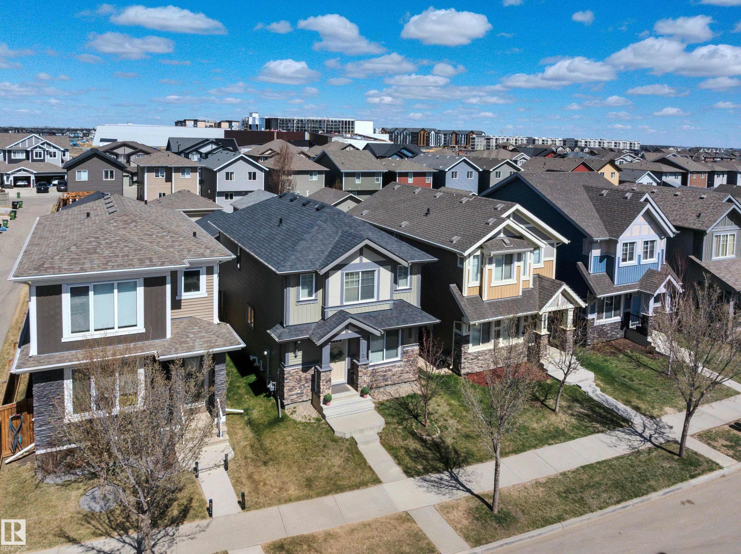 22220 88 Avenue, Edmonton, AB - Outdoor With Facade