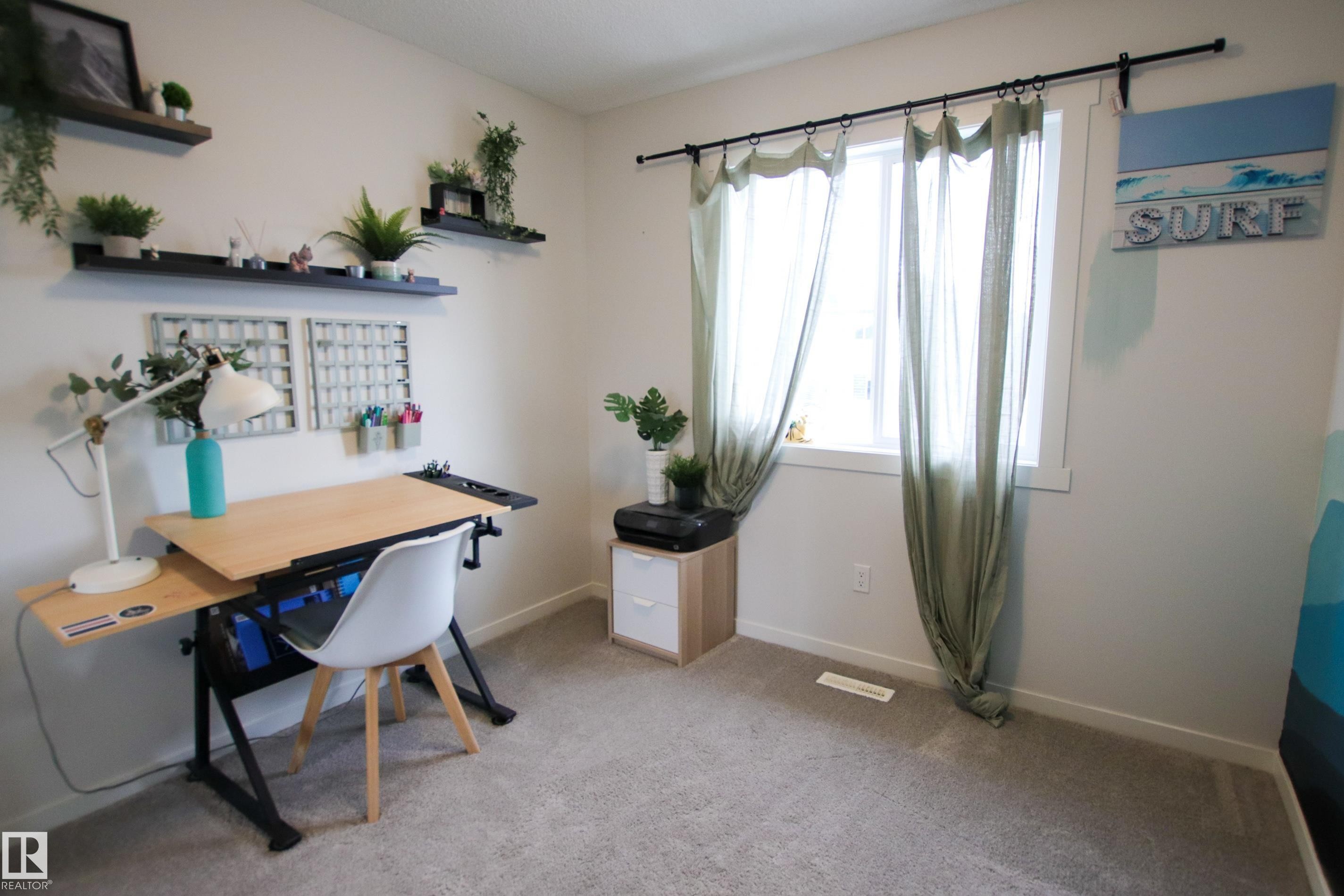 2509 14 Avenue, Edmonton, AB - Indoor Photo Showing Other Room