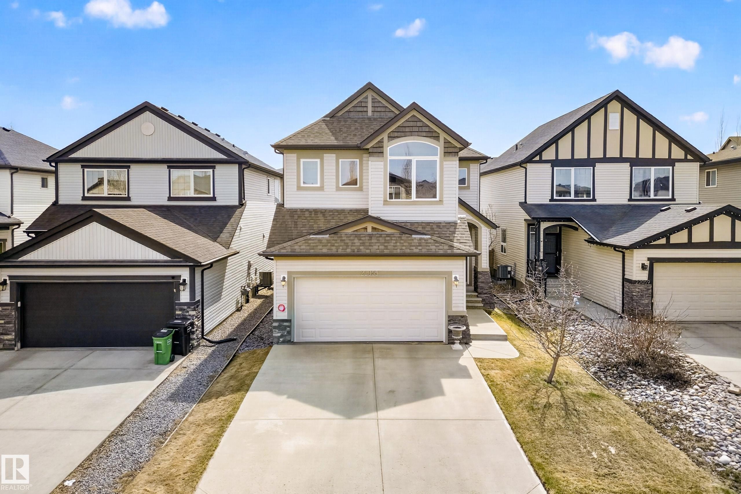 22055 95 Avenue Nw, Edmonton, AB - Outdoor With Facade
