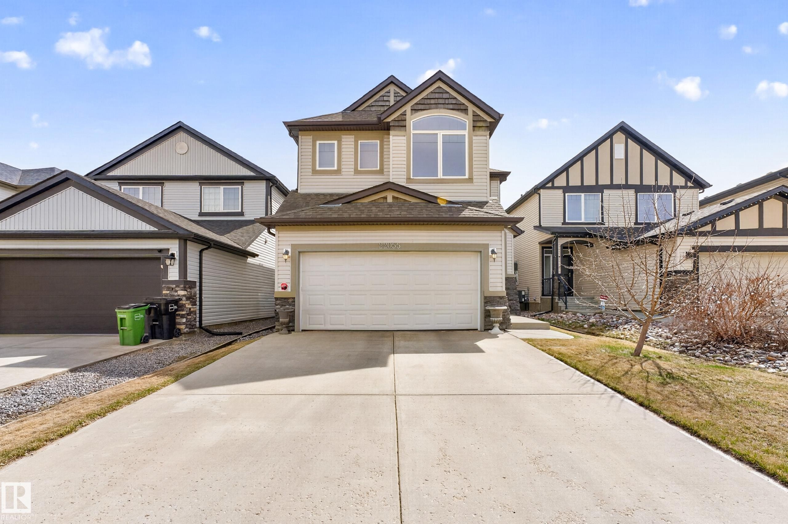 22055 95 Avenue Nw, Edmonton, AB - Outdoor With Facade