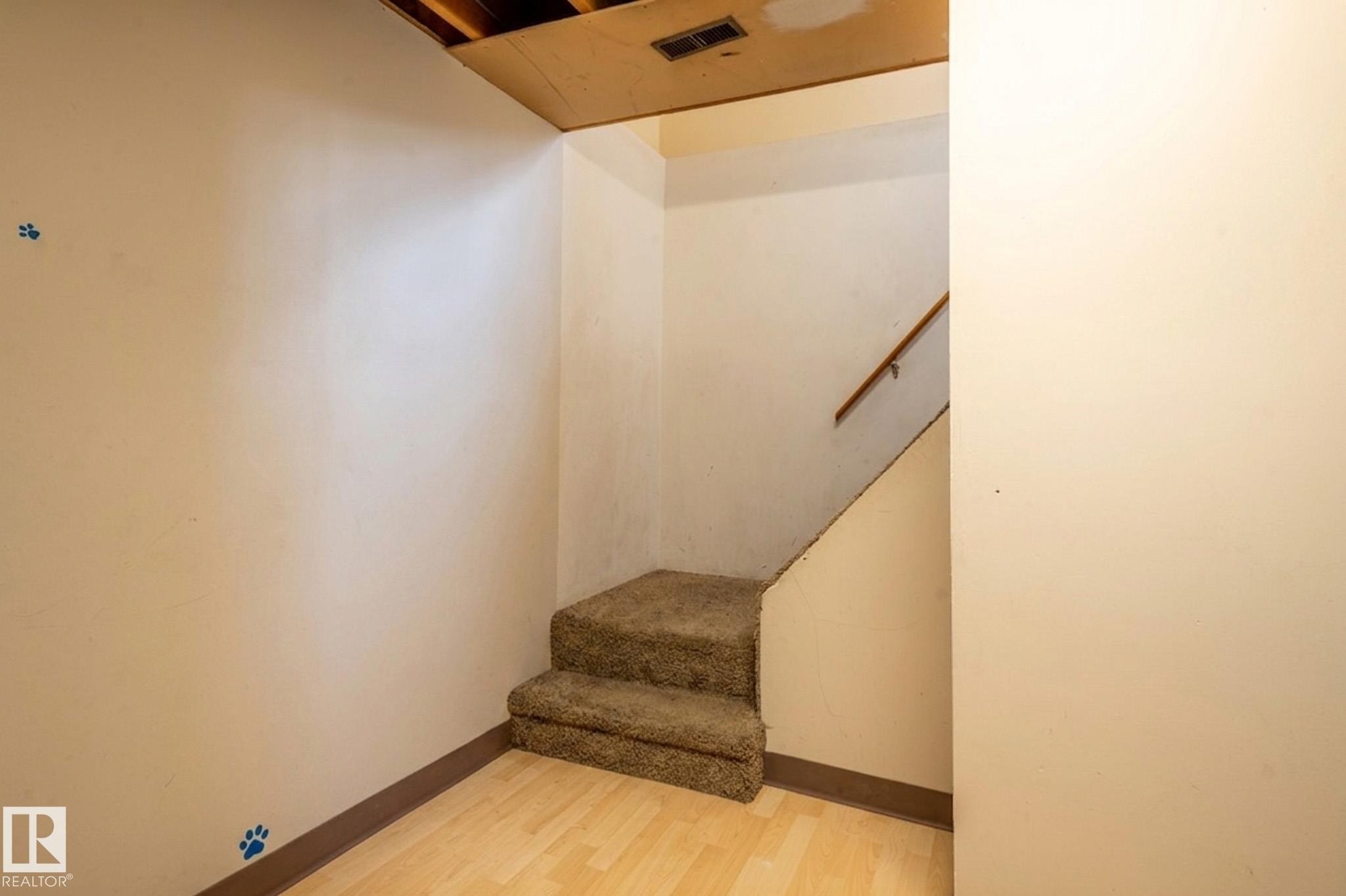 34 Abbey Crescent, St. Albert, AB - Indoor Photo Showing Other Room
