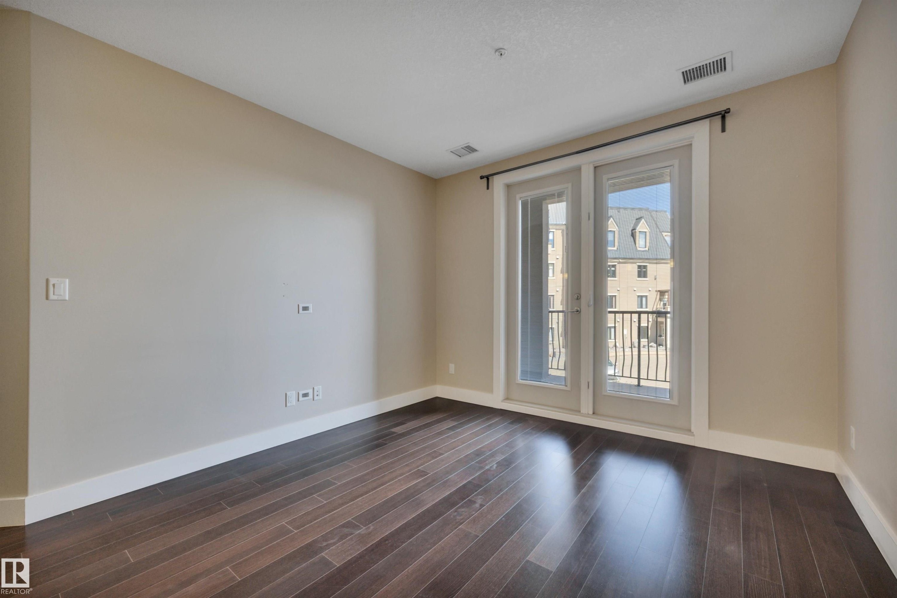 243 6079 Maynard Way, Edmonton, AB - Indoor Photo Showing Other Room