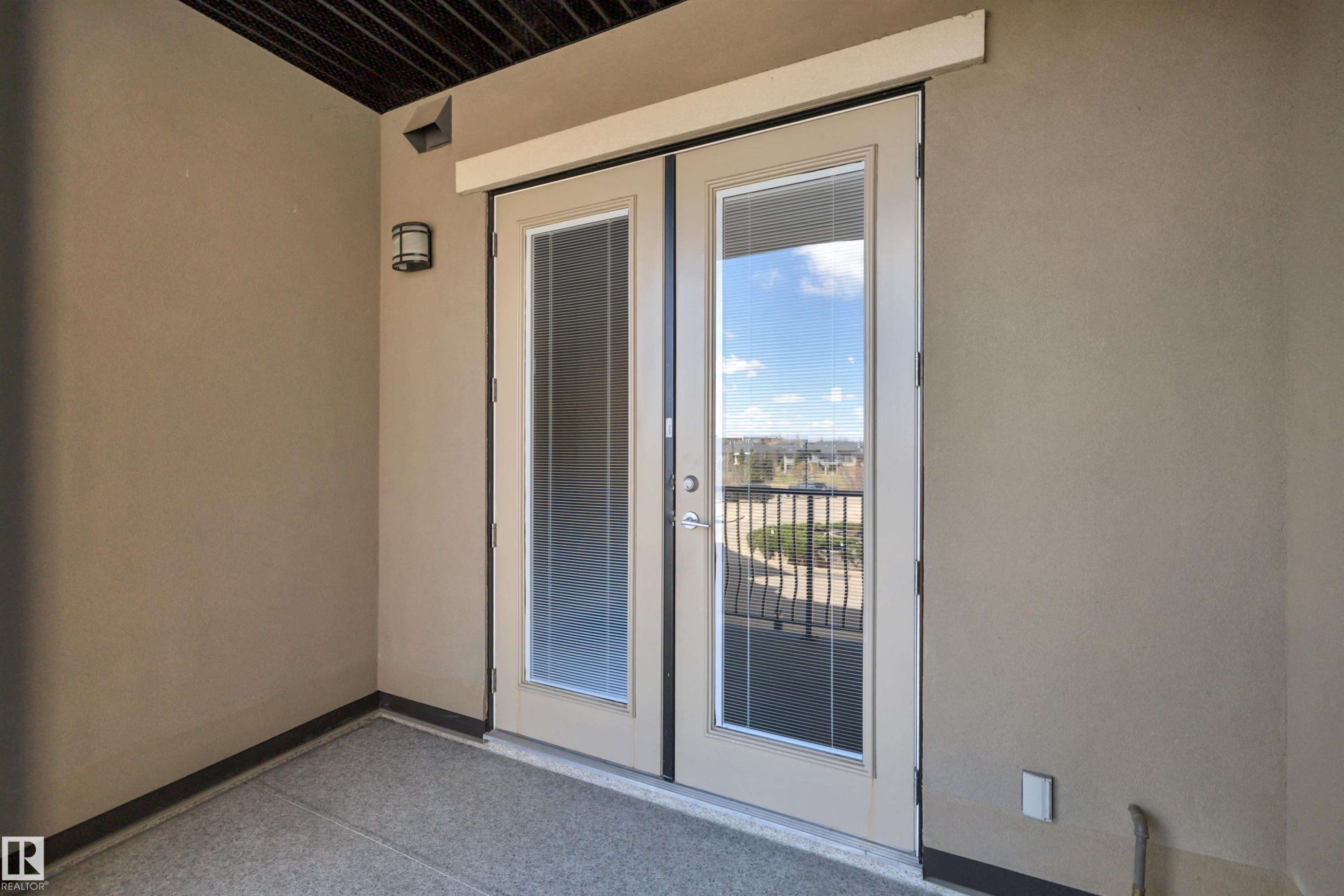 243 6079 Maynard Way, Edmonton, AB - Outdoor With Balcony With Exterior