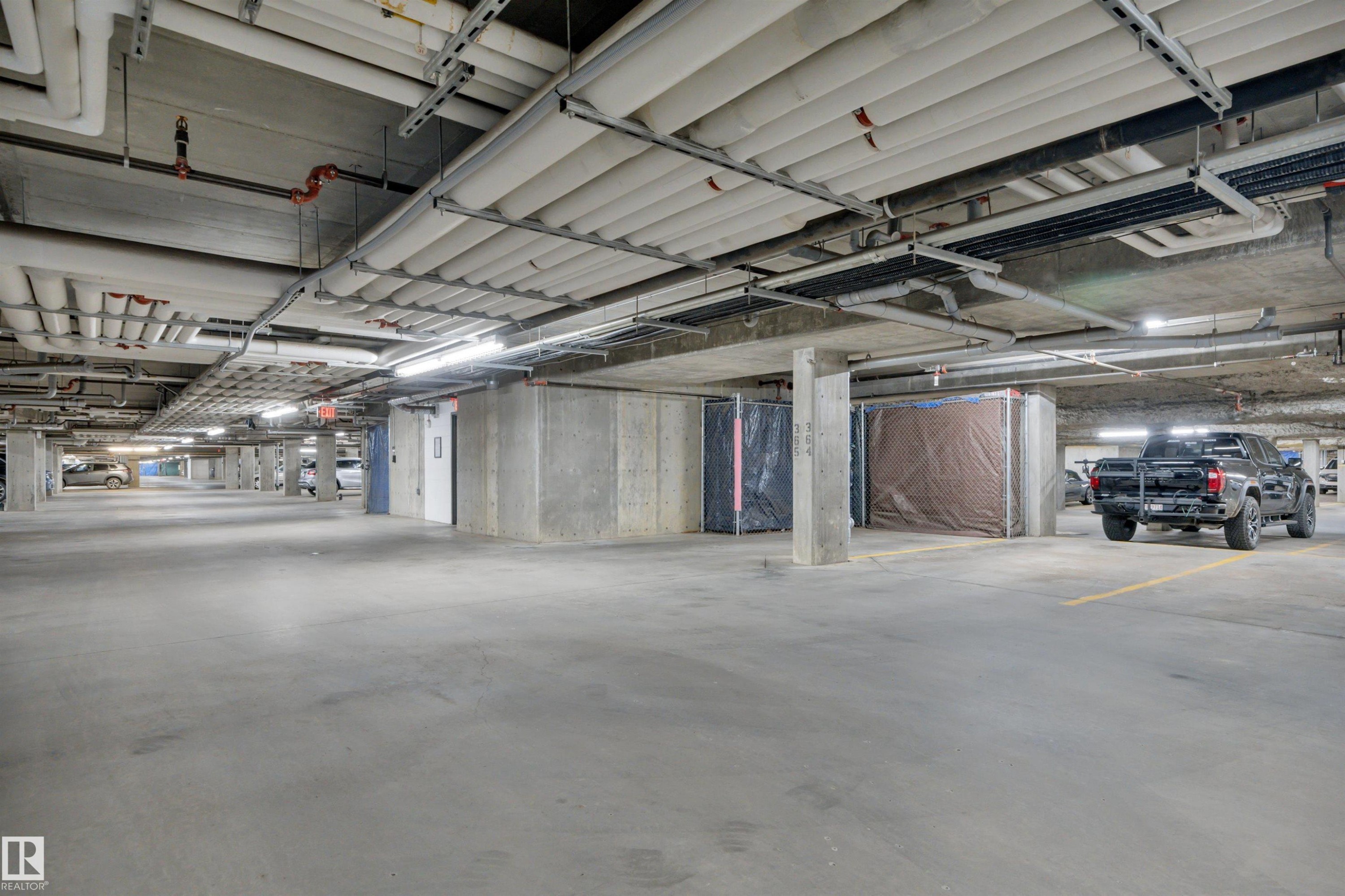 243 6079 Maynard Way, Edmonton, AB - Indoor Photo Showing Garage