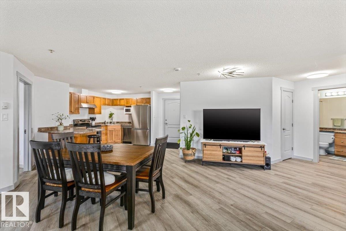 1110 330 Clareview Station Drive, Edmonton, AB - Indoor