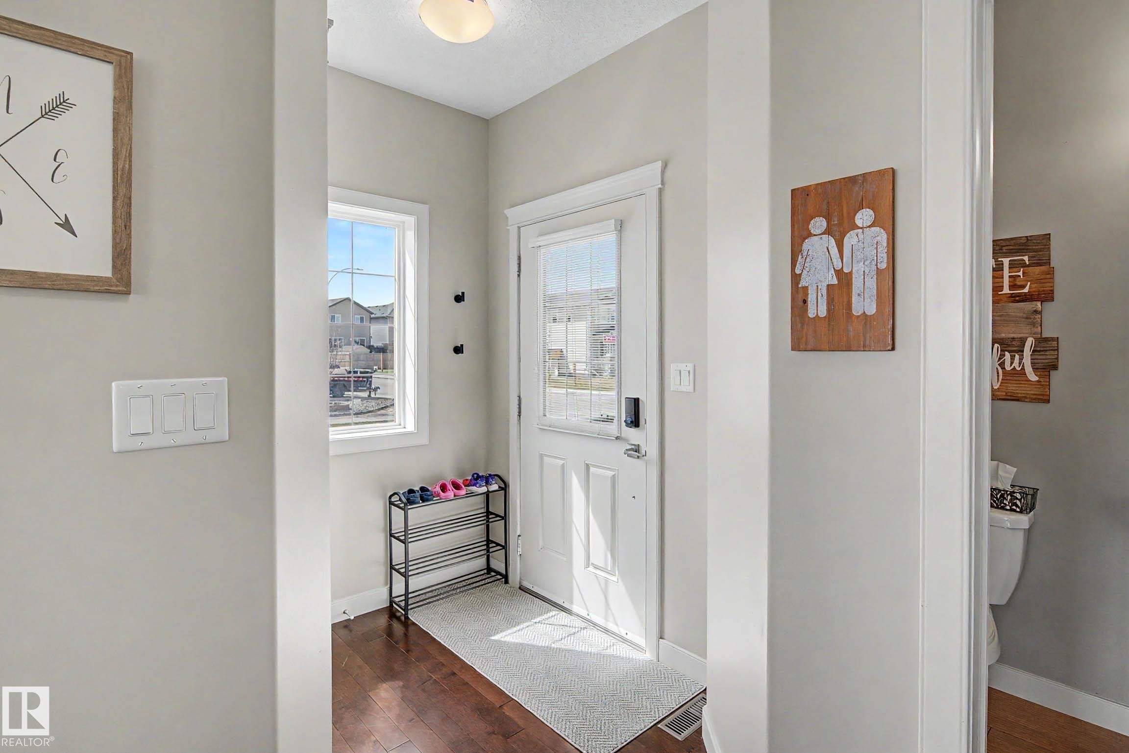 9483 227 Street, Edmonton, AB - Indoor Photo Showing Other Room