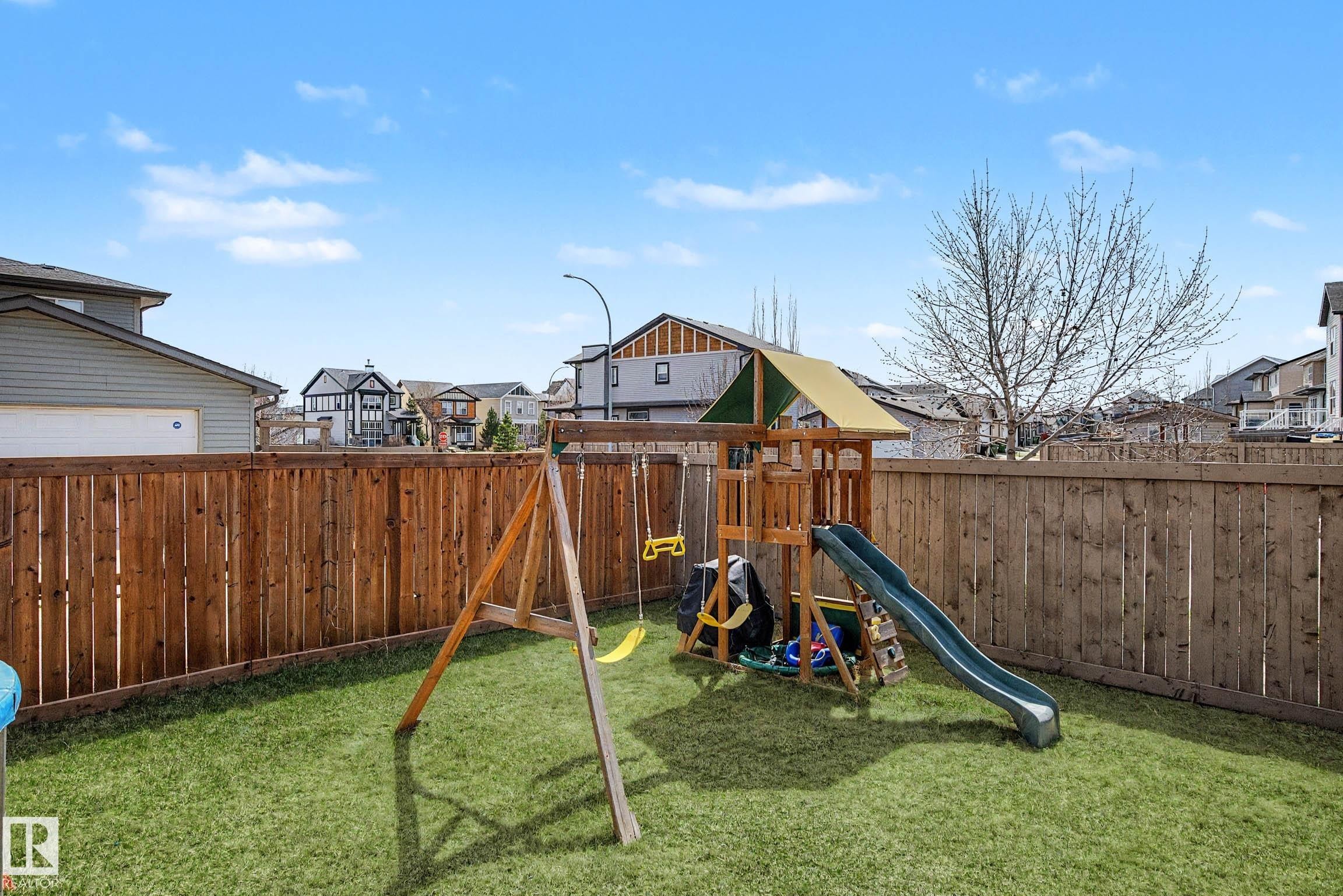 9483 227 Street, Edmonton, AB - Outdoor