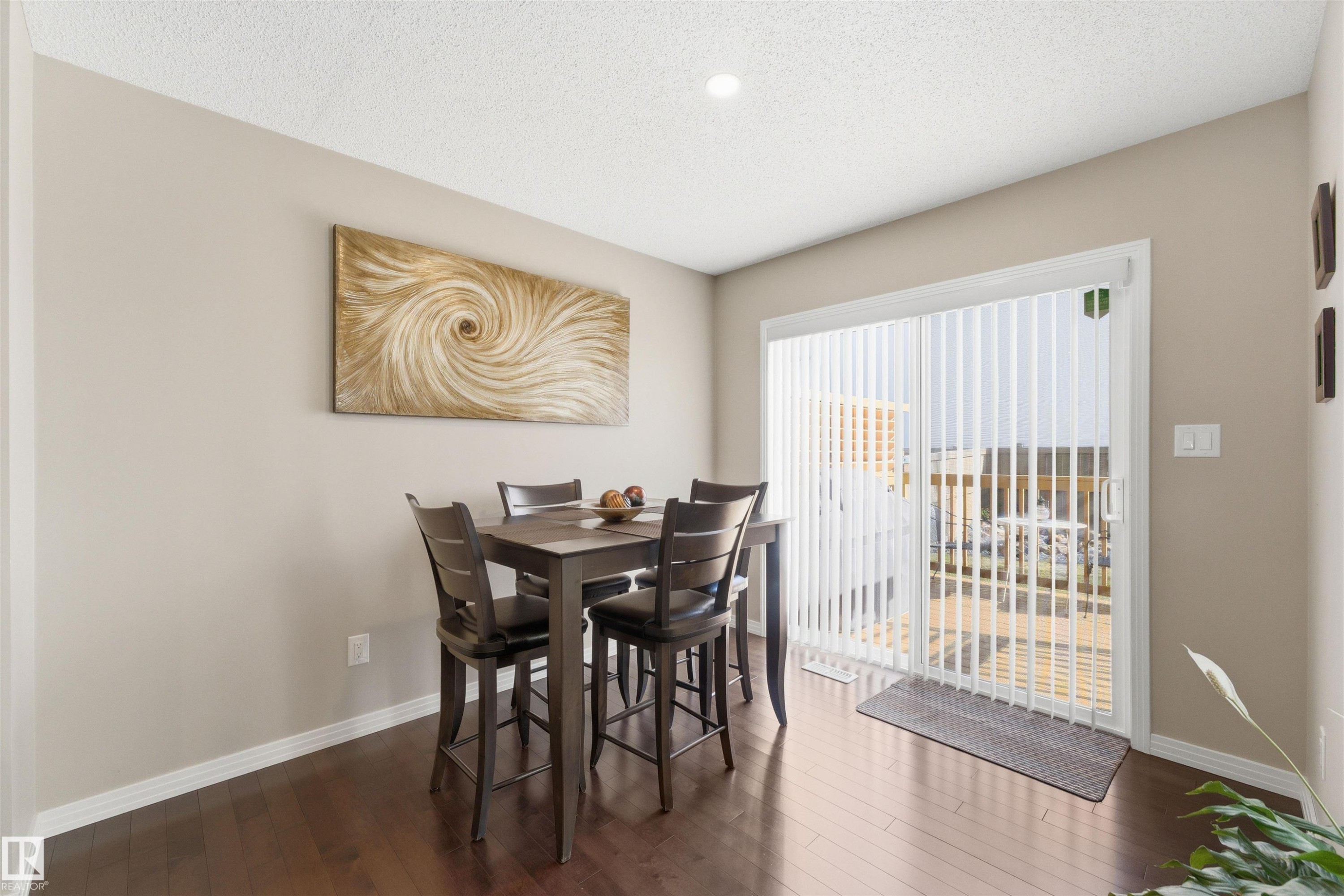 3039 Harvey Cr, Edmonton, AB - Indoor Photo Showing Dining Room