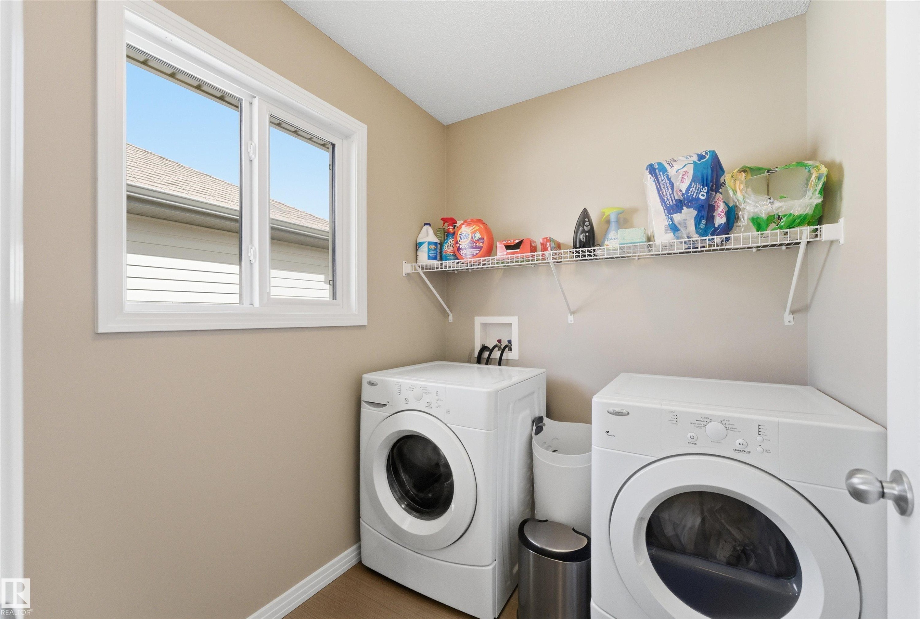 3039 Harvey Cr, Edmonton, AB - Indoor Photo Showing Laundry Room
