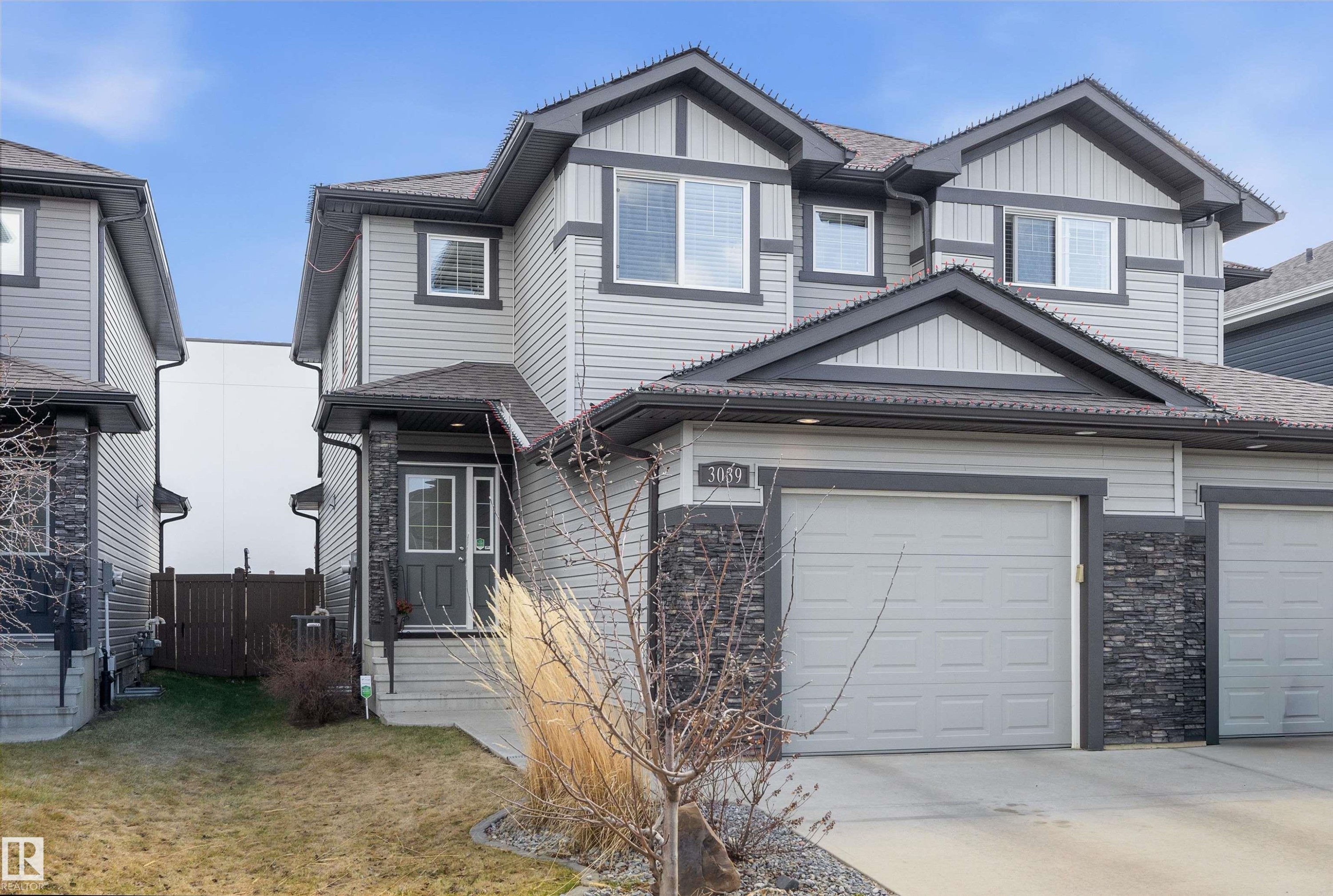 3039 Harvey Cr, Edmonton, AB - Outdoor With Facade